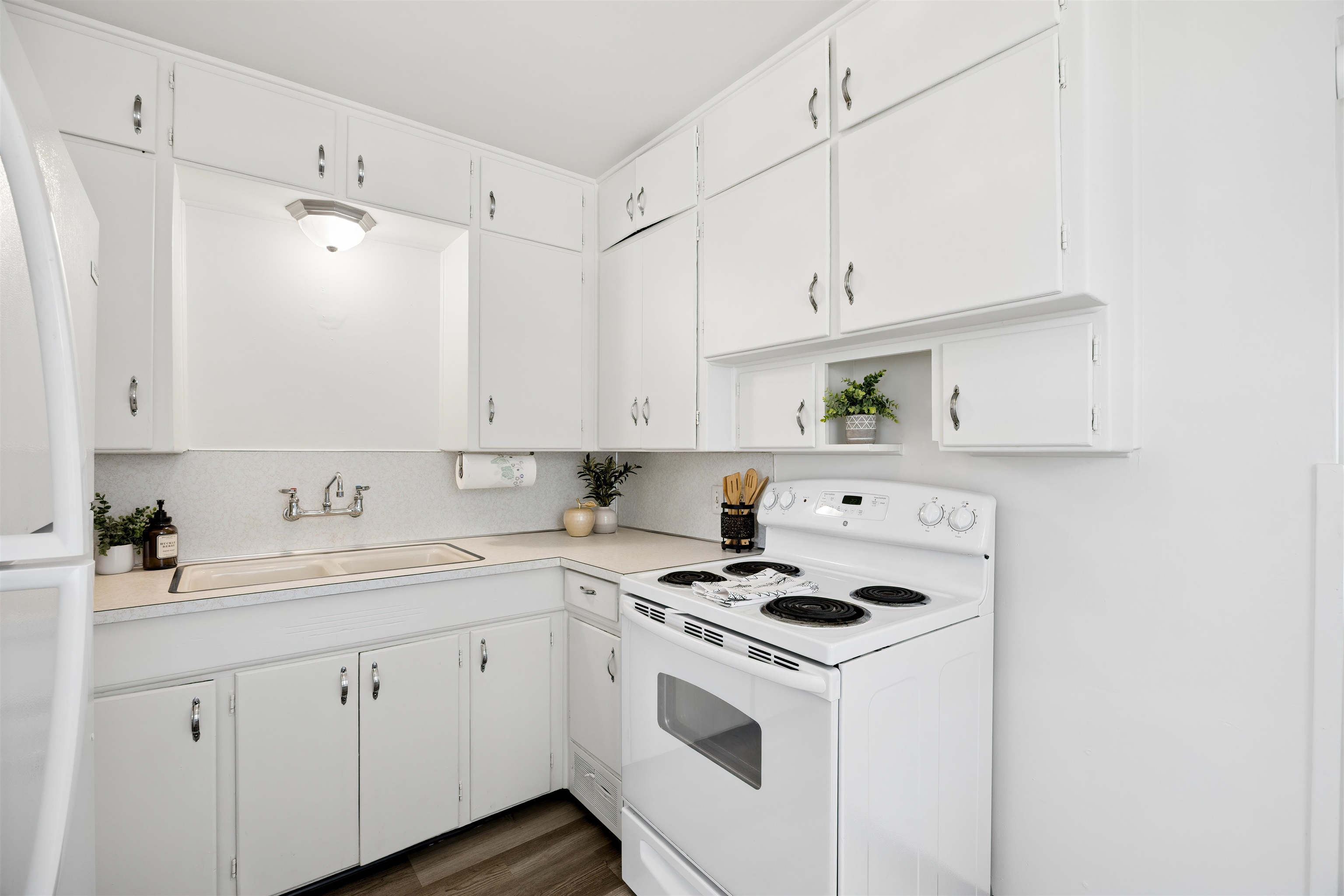 544 E Nebraska Ave - Photo 10