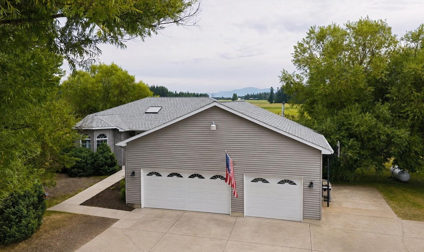 41218 N Grove Rd - Photo 1