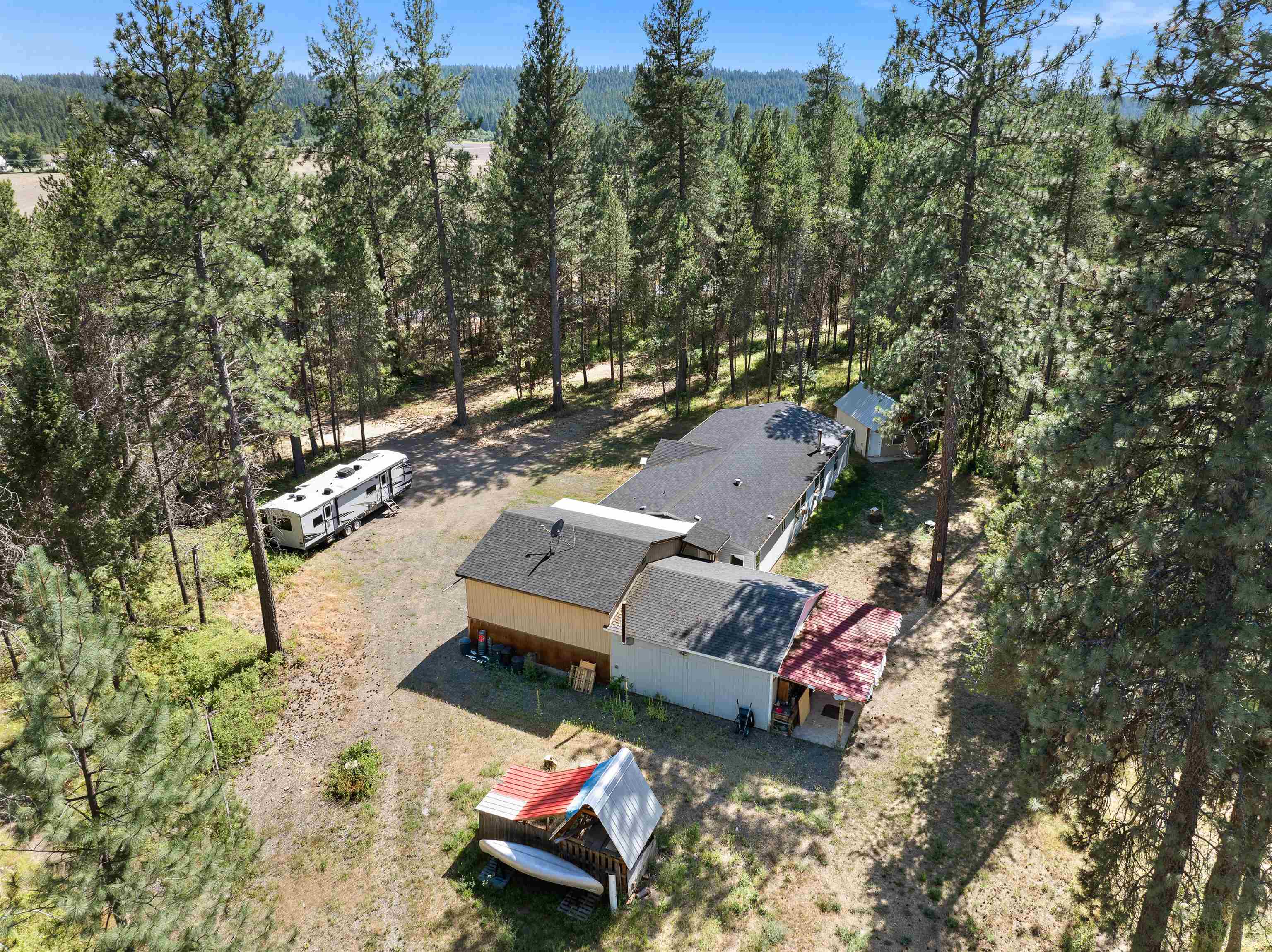8421 E Elk Chattaroy Rd - Photo 41