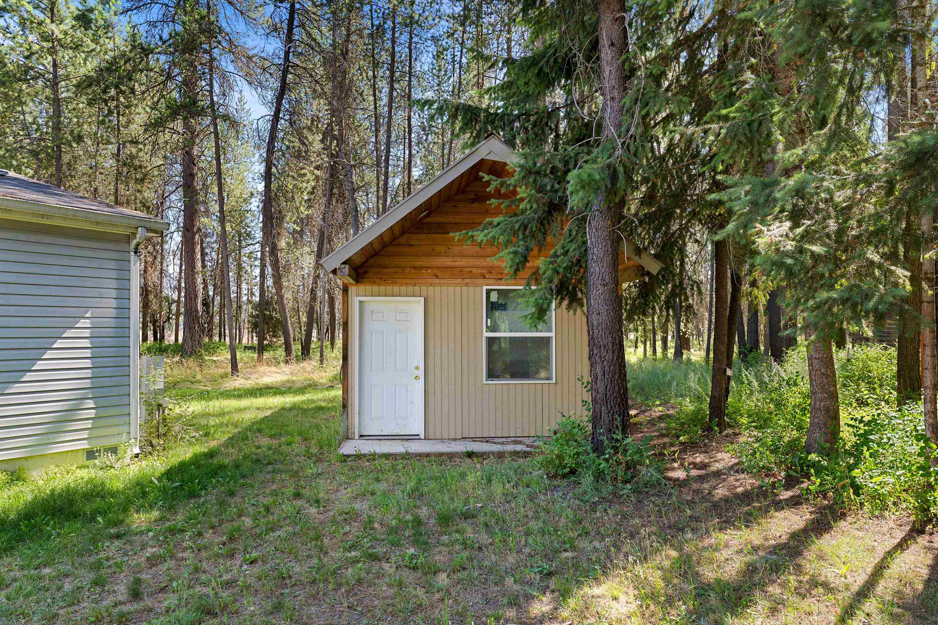 8421 E Elk Chattaroy Rd - Photo 33