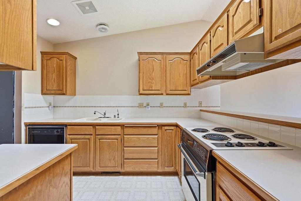 15412 E 19th Ln - Photo 14