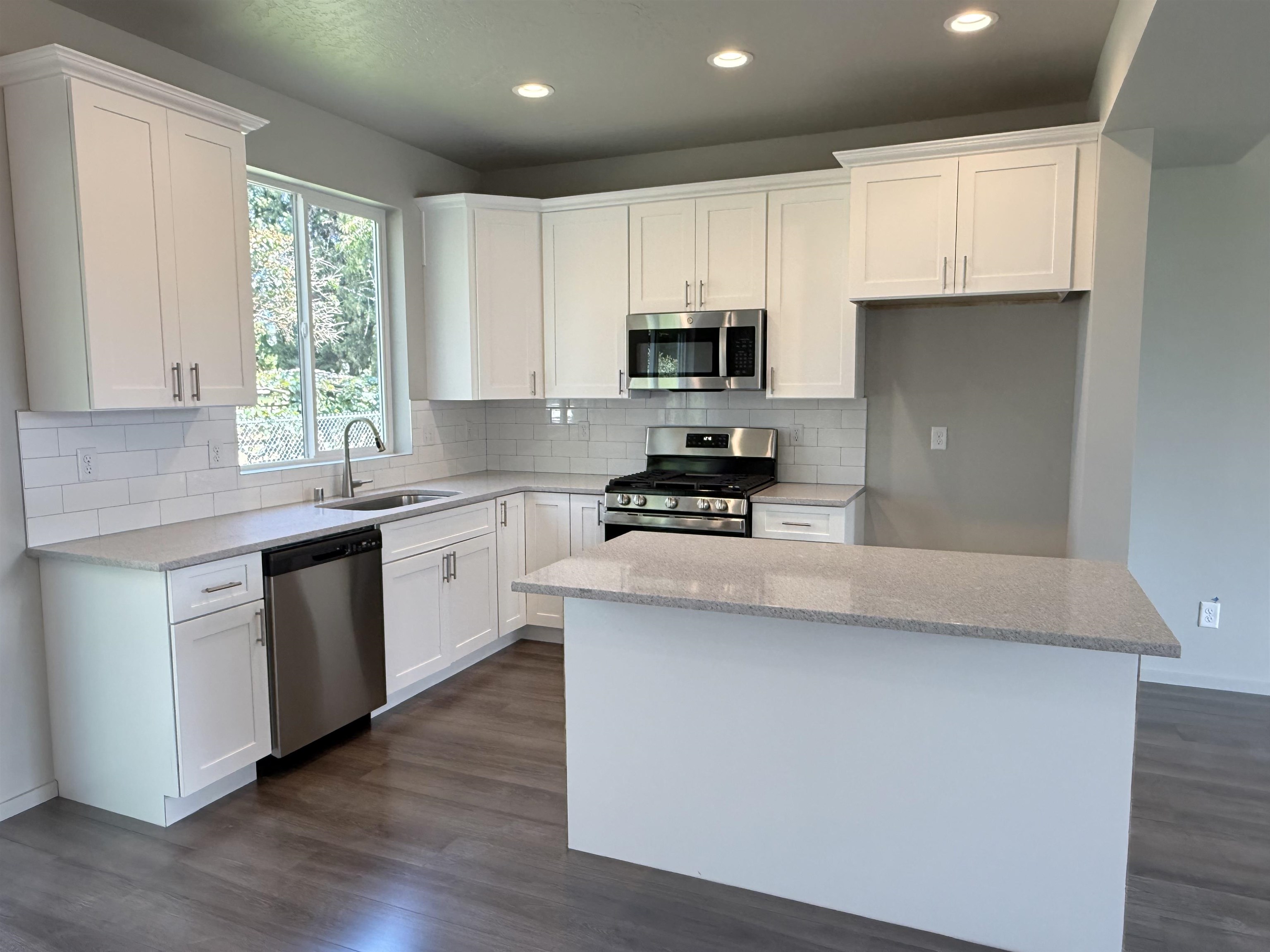 9507 E Michielli Ln - Photo 3