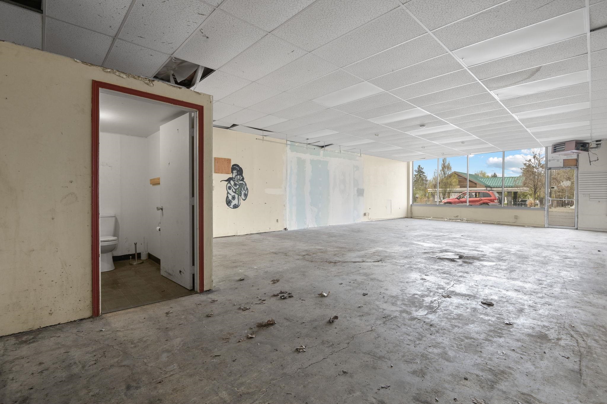 2716 N Division St - Photo 21
