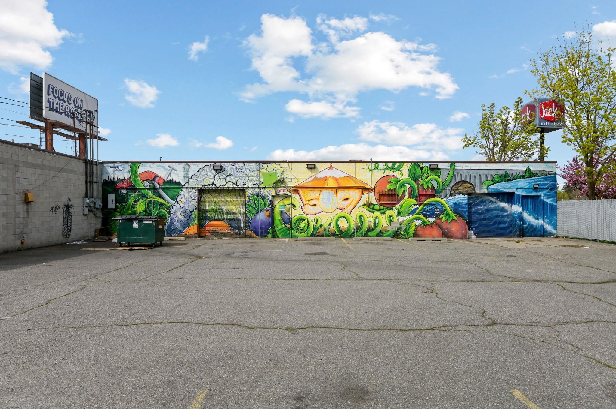 2716 N Division St - Photo 39
