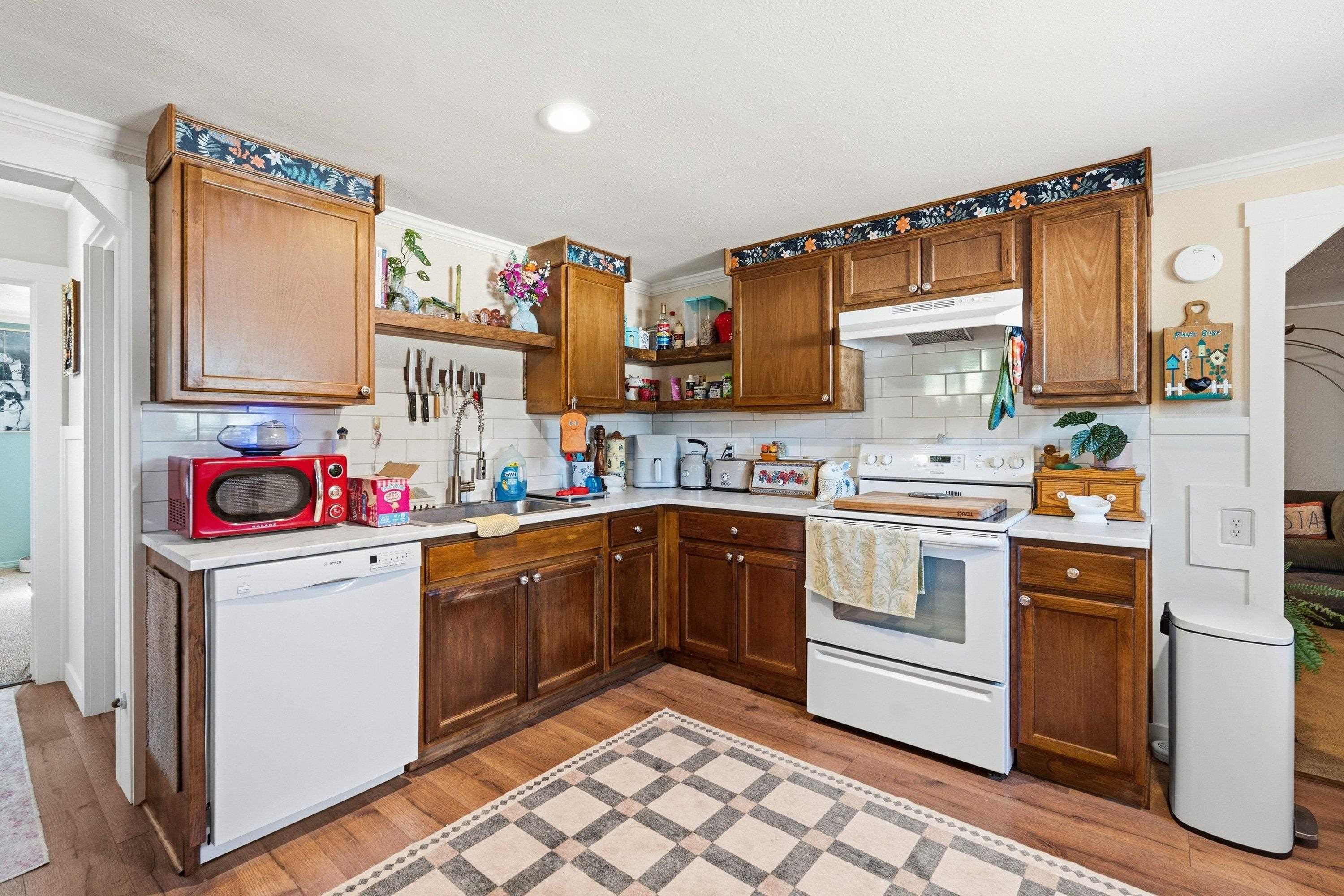 10003 E 9th Ave - Photo 14