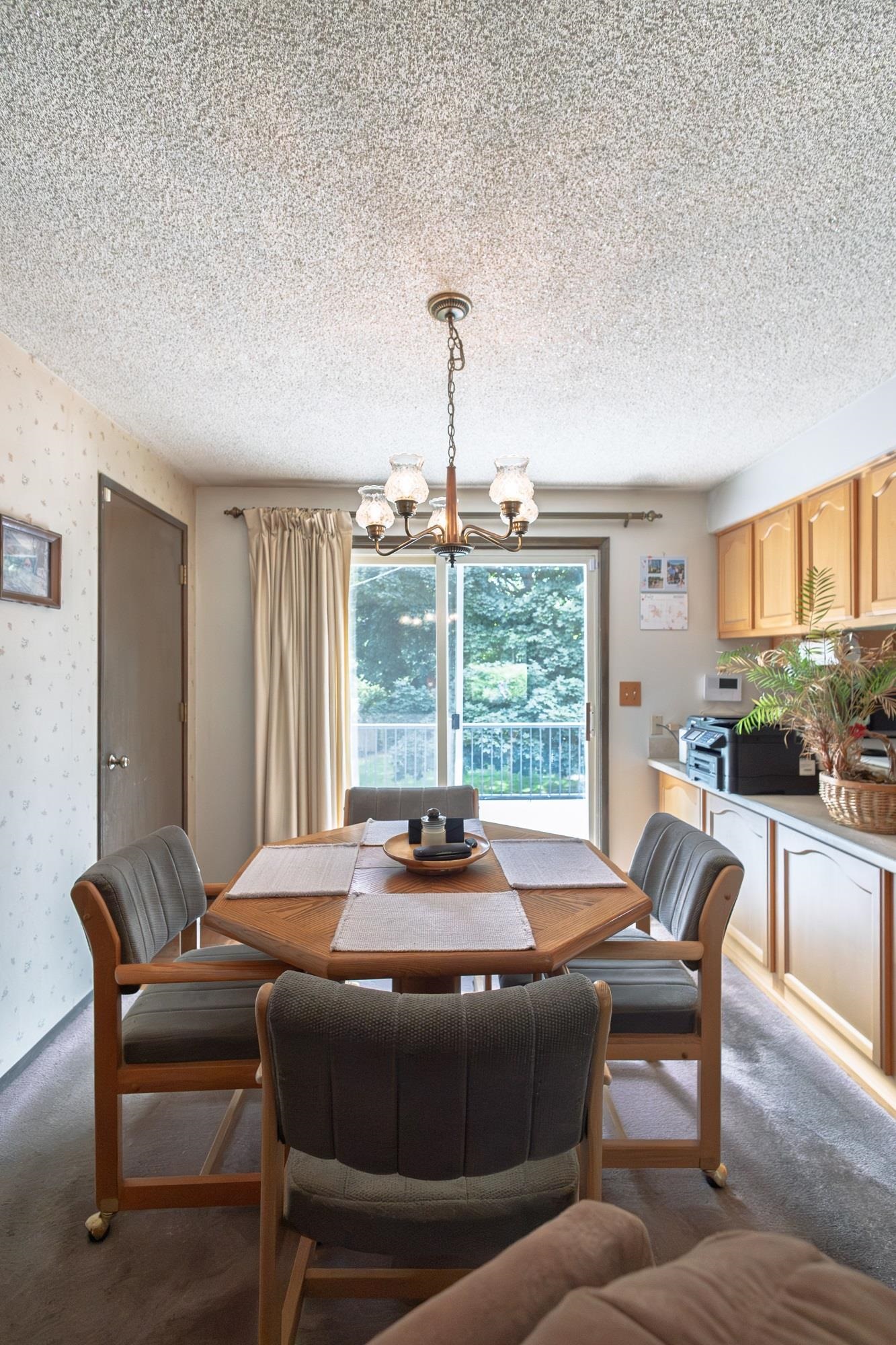 13104 E 28th Ave - Photo 7