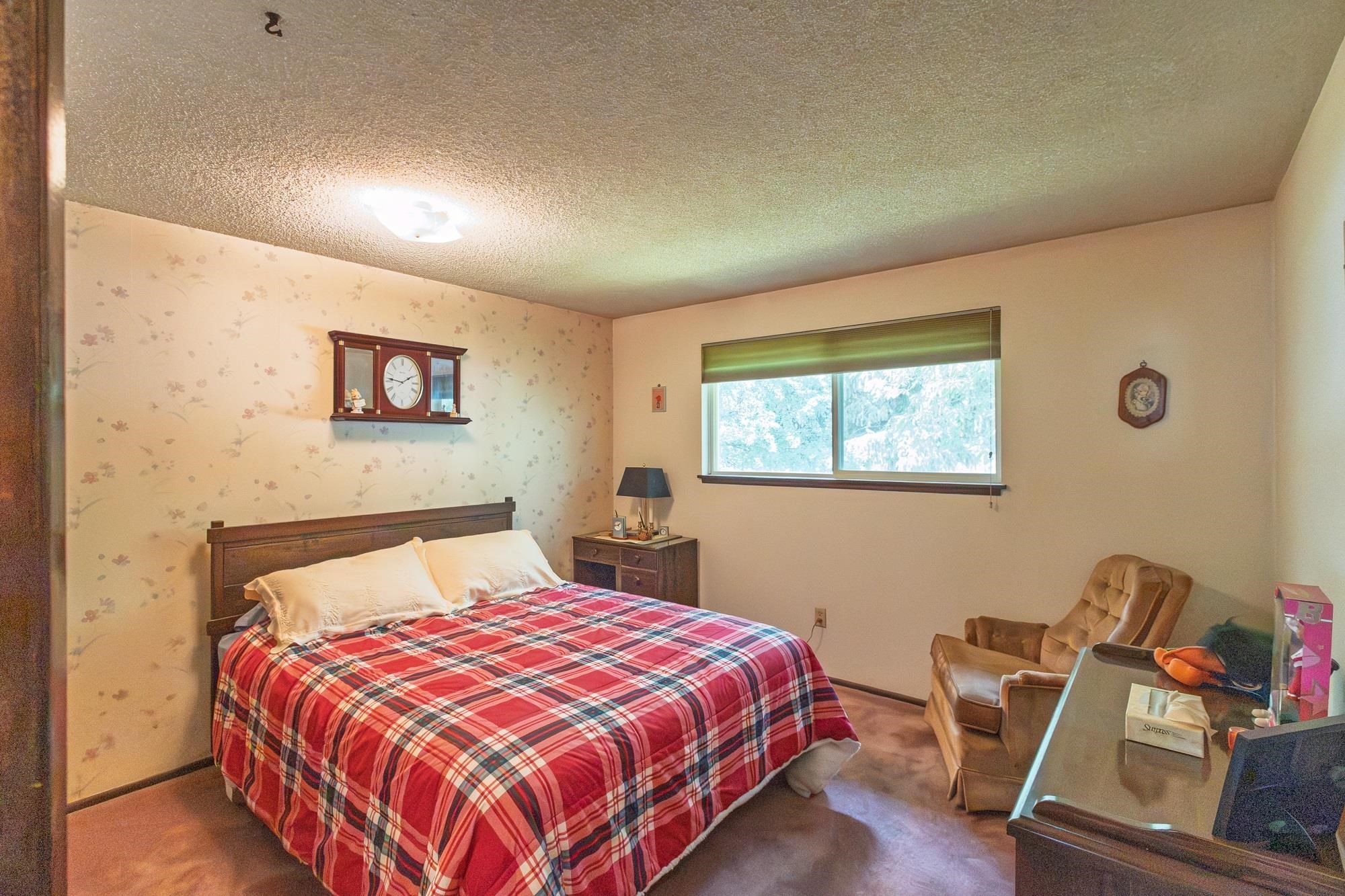 13104 E 28th Ave - Photo 11