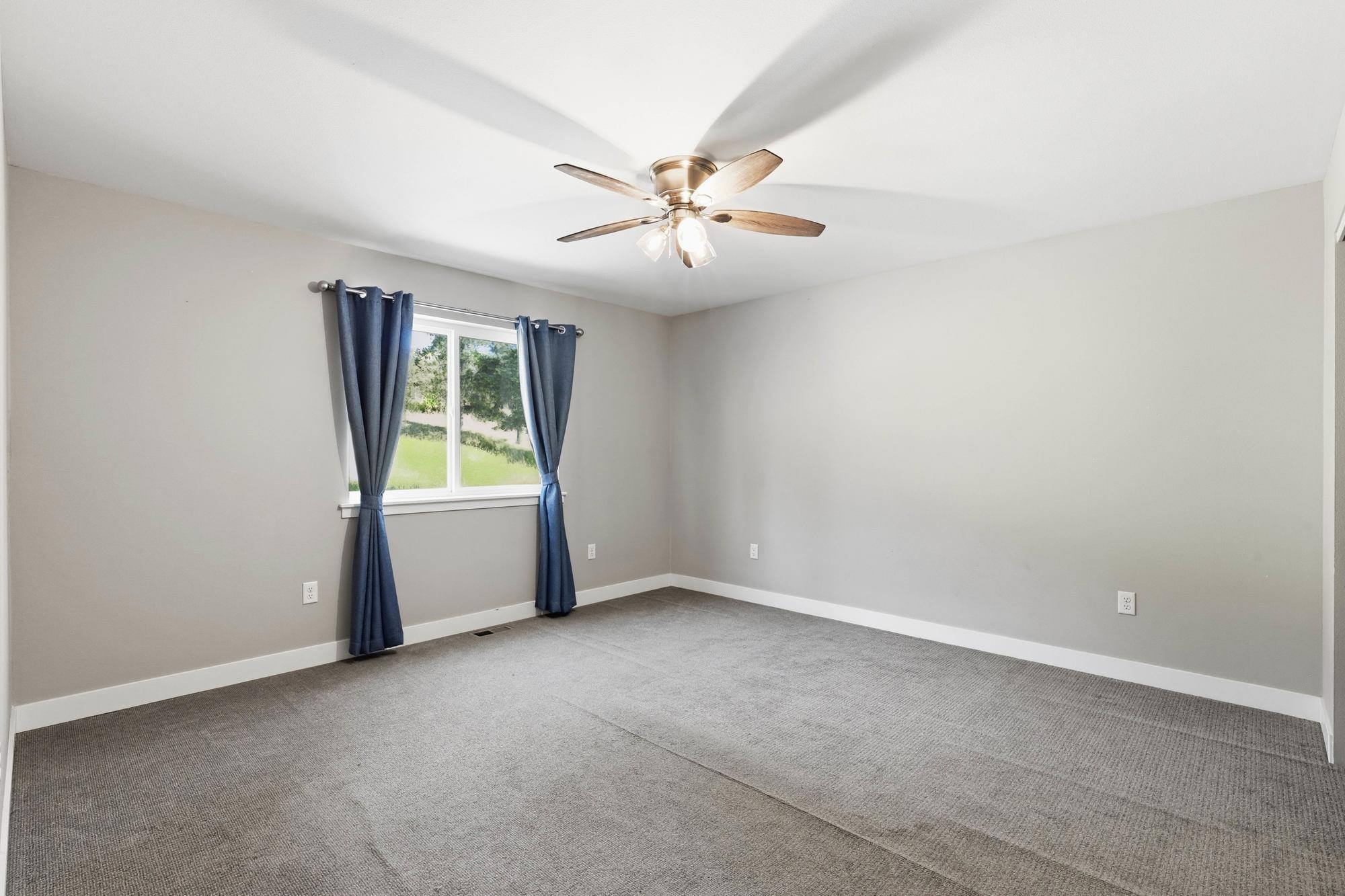 12611 E Big Meadows Rd - Photo 17