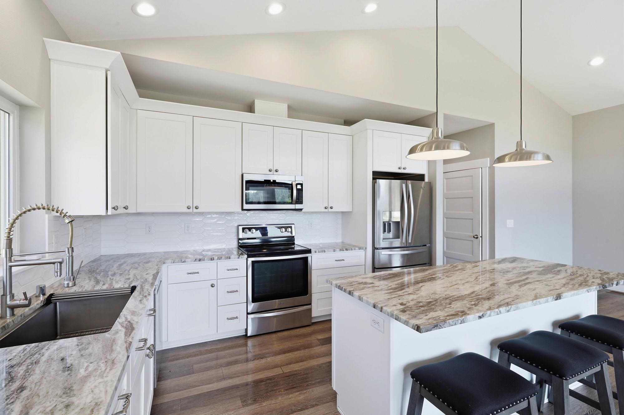12611 E Big Meadows Rd - Photo 8