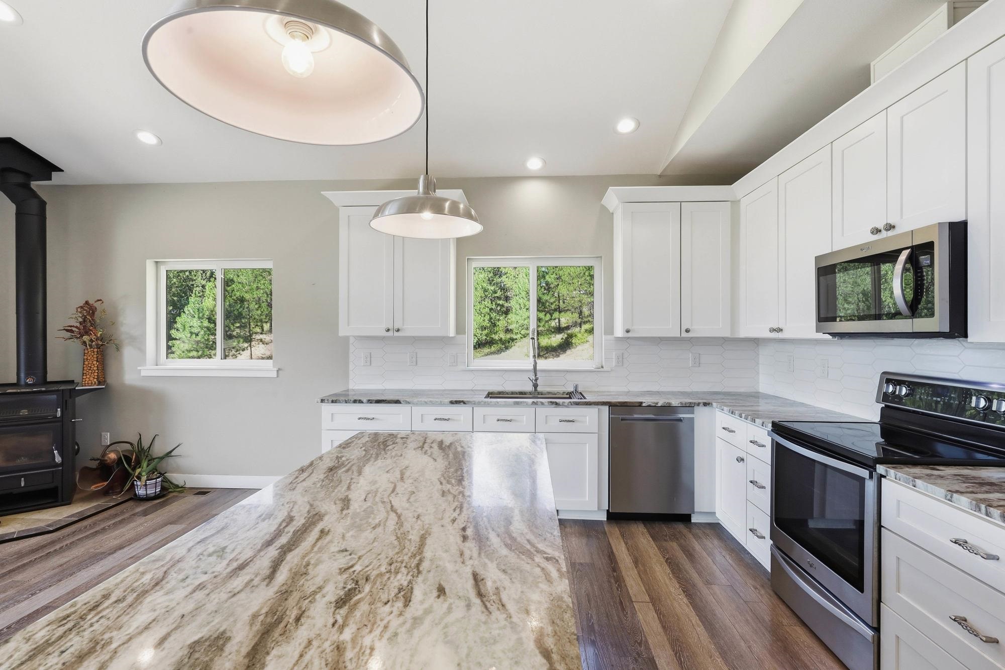 12611 E Big Meadows Rd - Photo 9