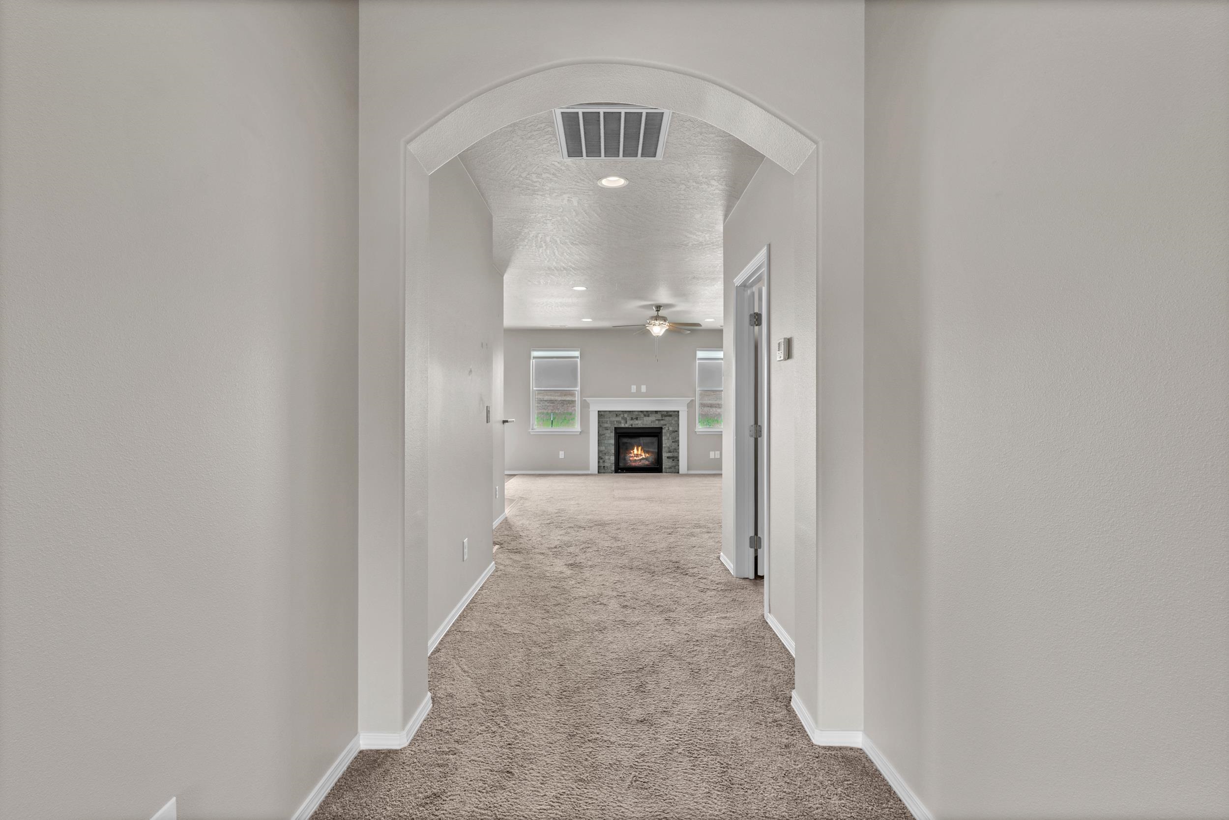 713 Condor Dr - Photo 3