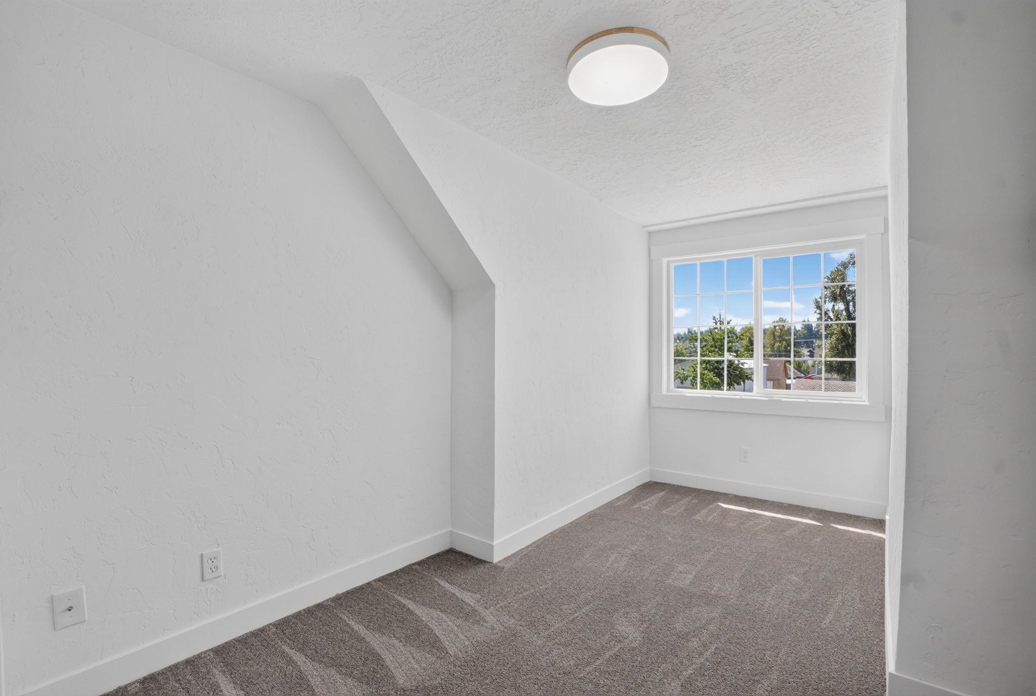 2428 W College Ave - Photo 21