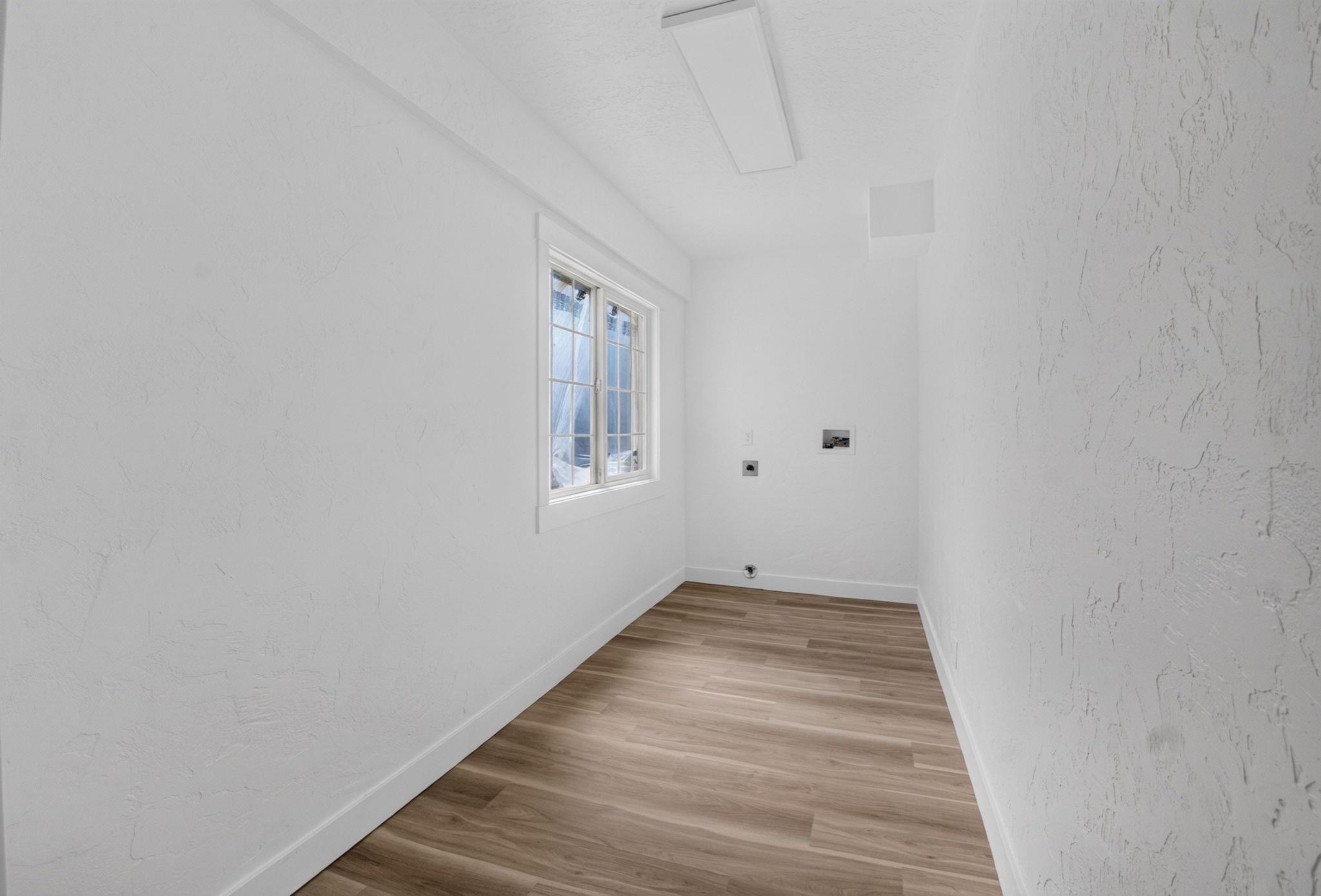 2428 W College Ave - Photo 26