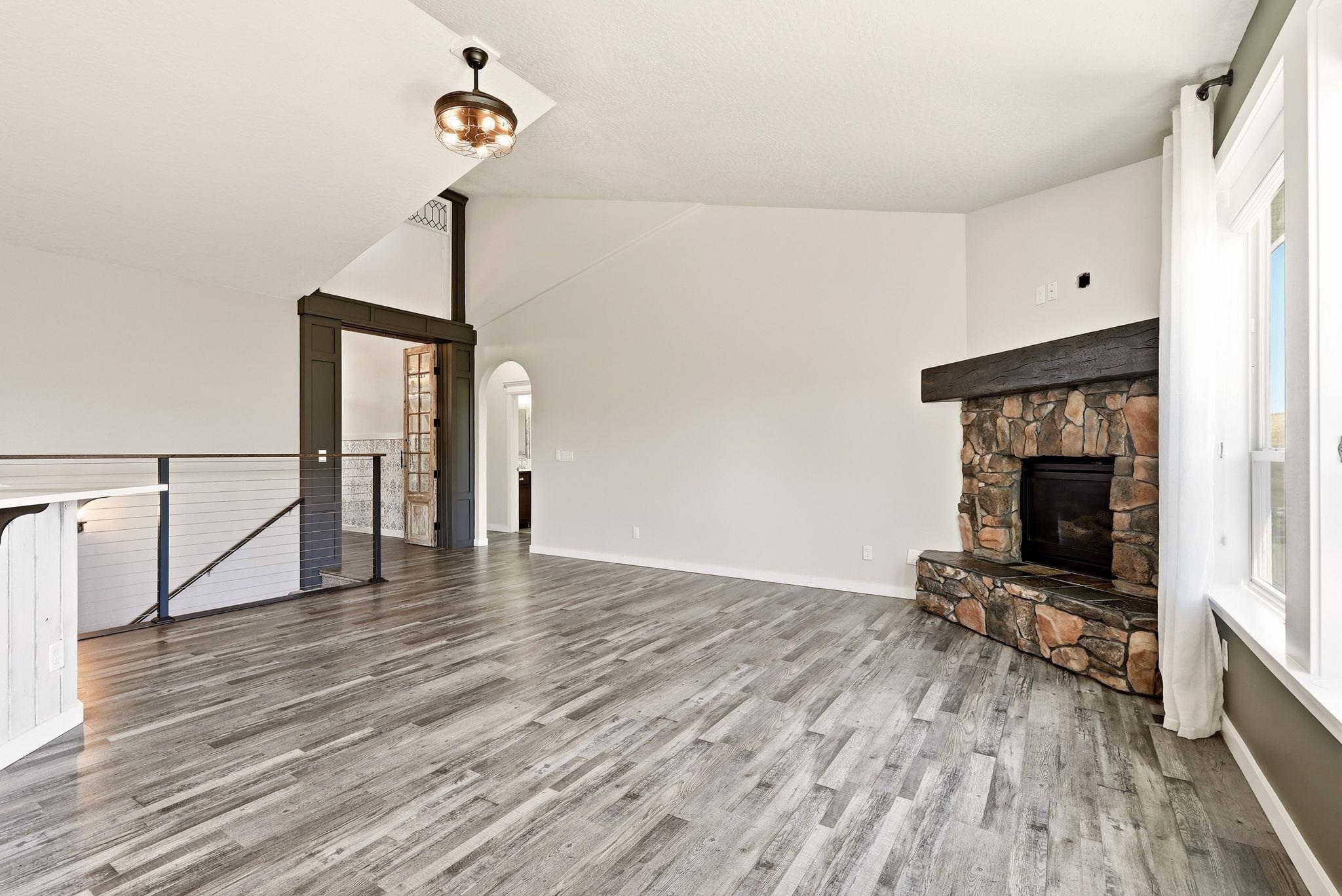 1031 S Kayla Ct - Photo 3