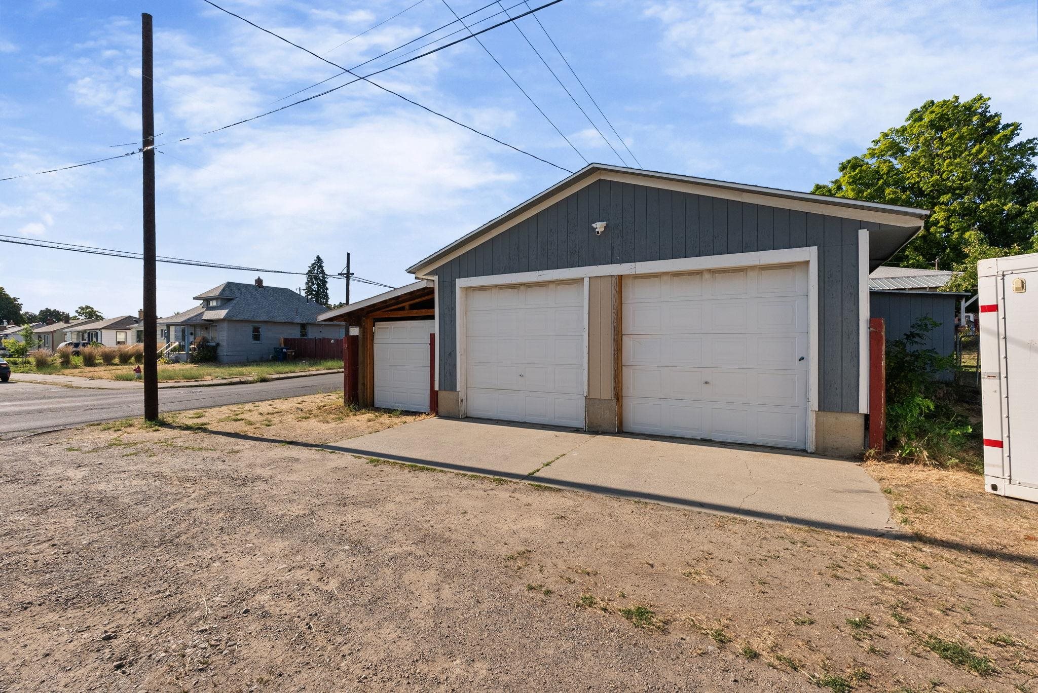 1404 E Gordon Ct - Photo 41