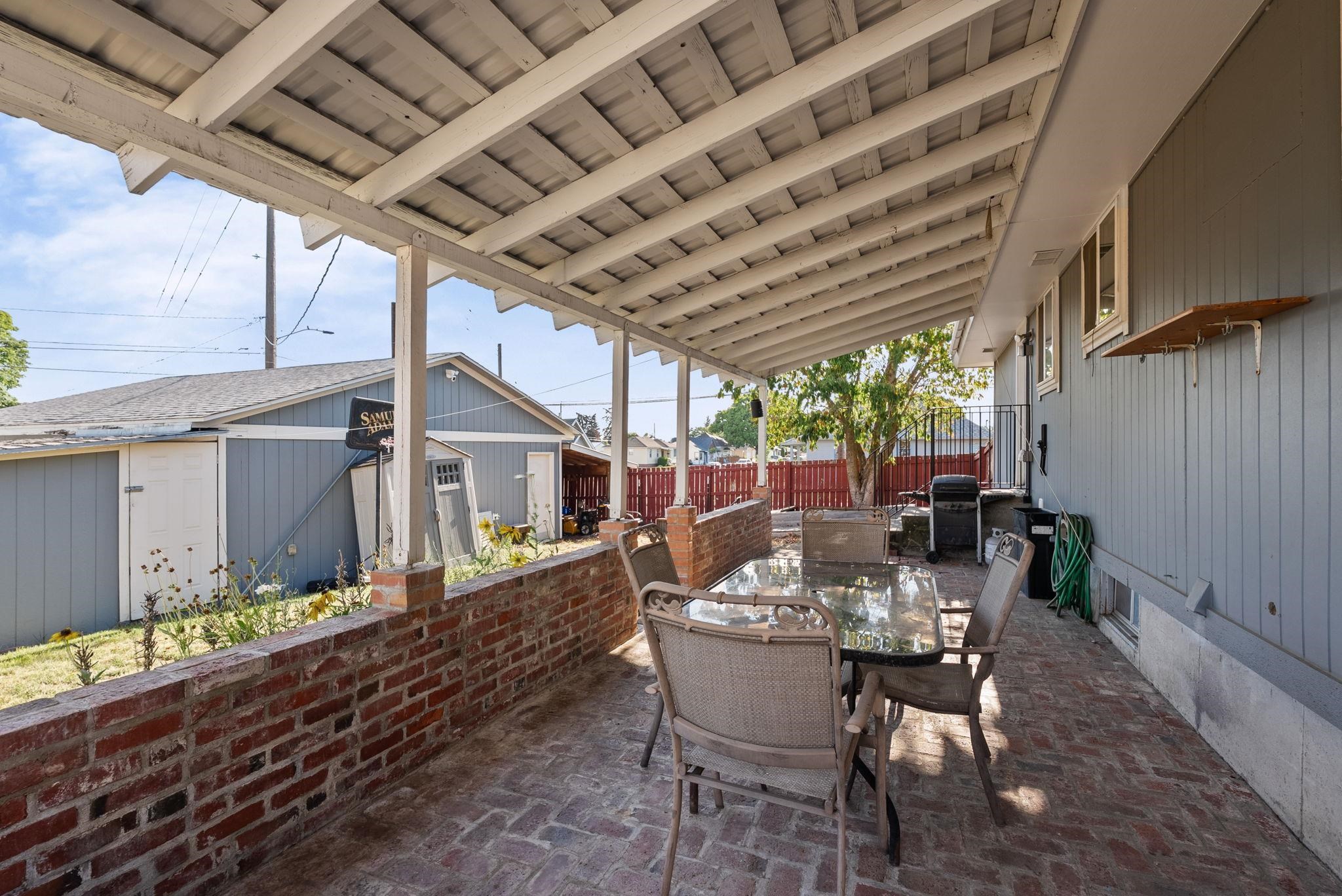 1404 E Gordon Ct - Photo 35