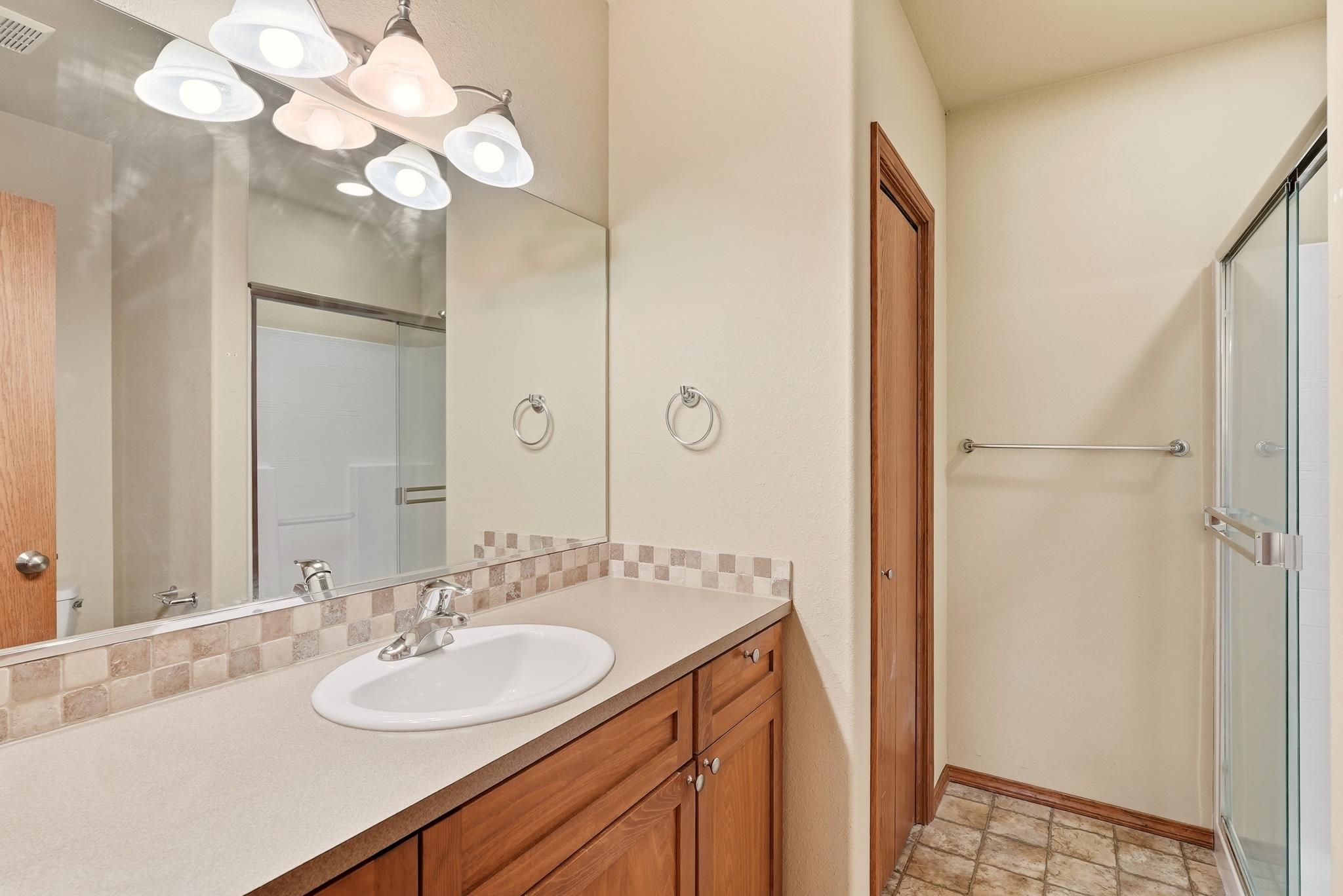 510 W Bolan Ave - Photo 42