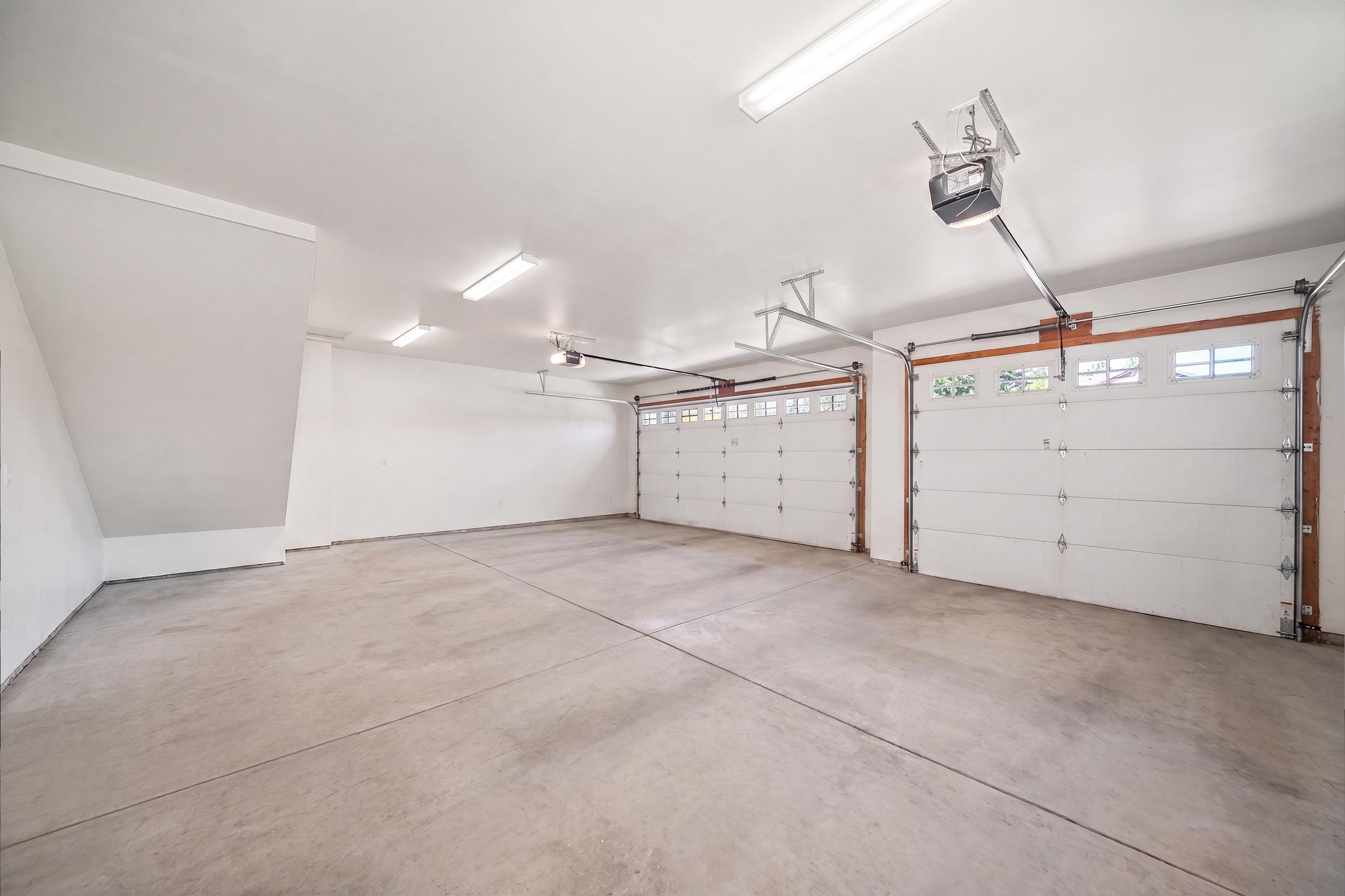 2405 W Stratton Ave - Photo 42