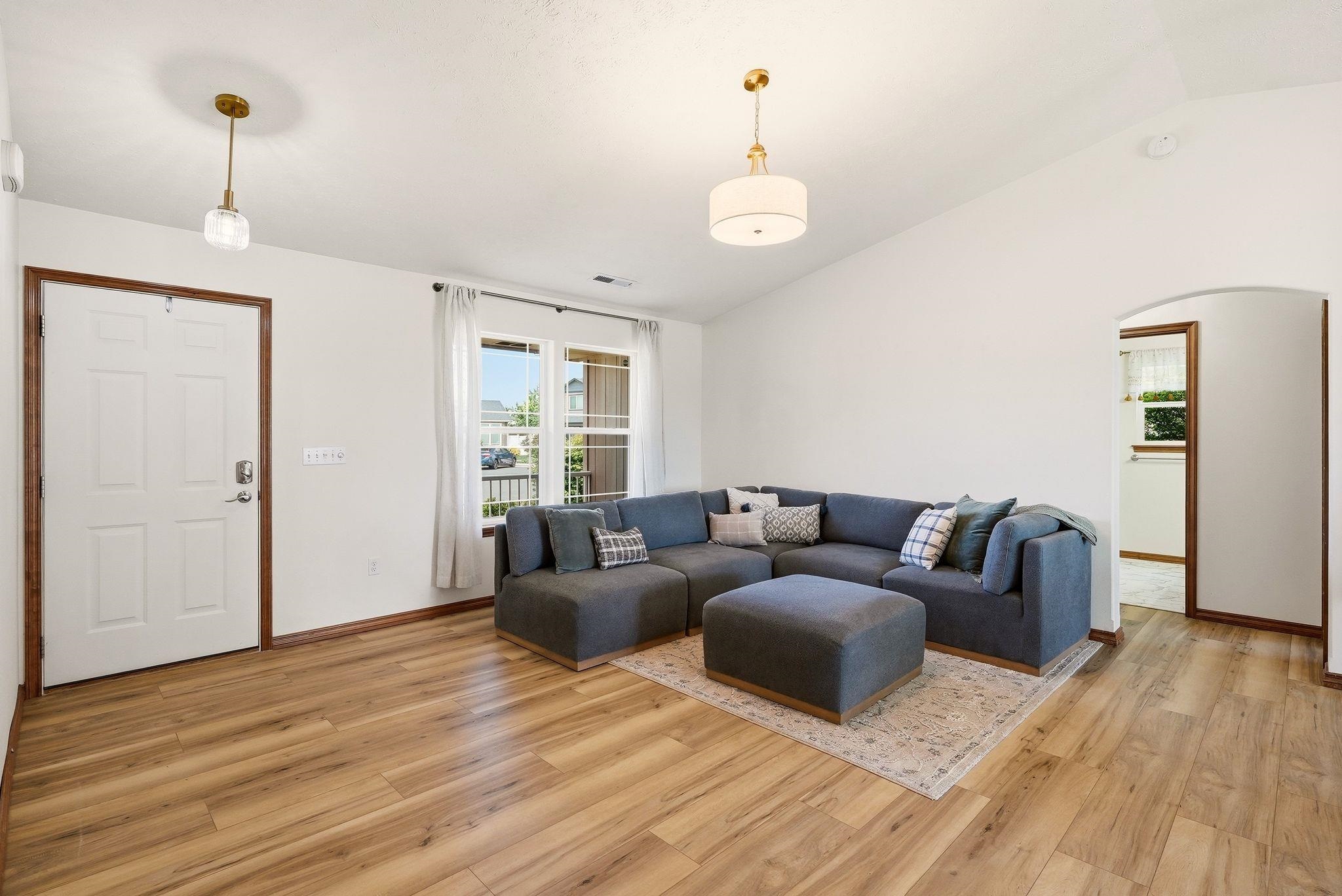 10119 W 11th Ct - Photo 10