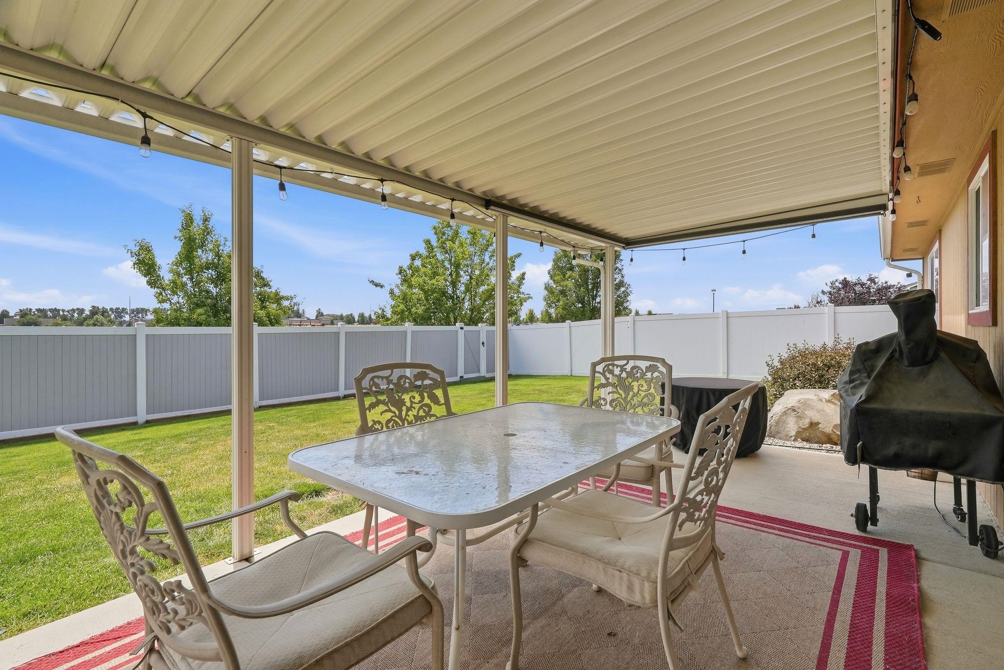 10119 W 11th Ct - Photo 20