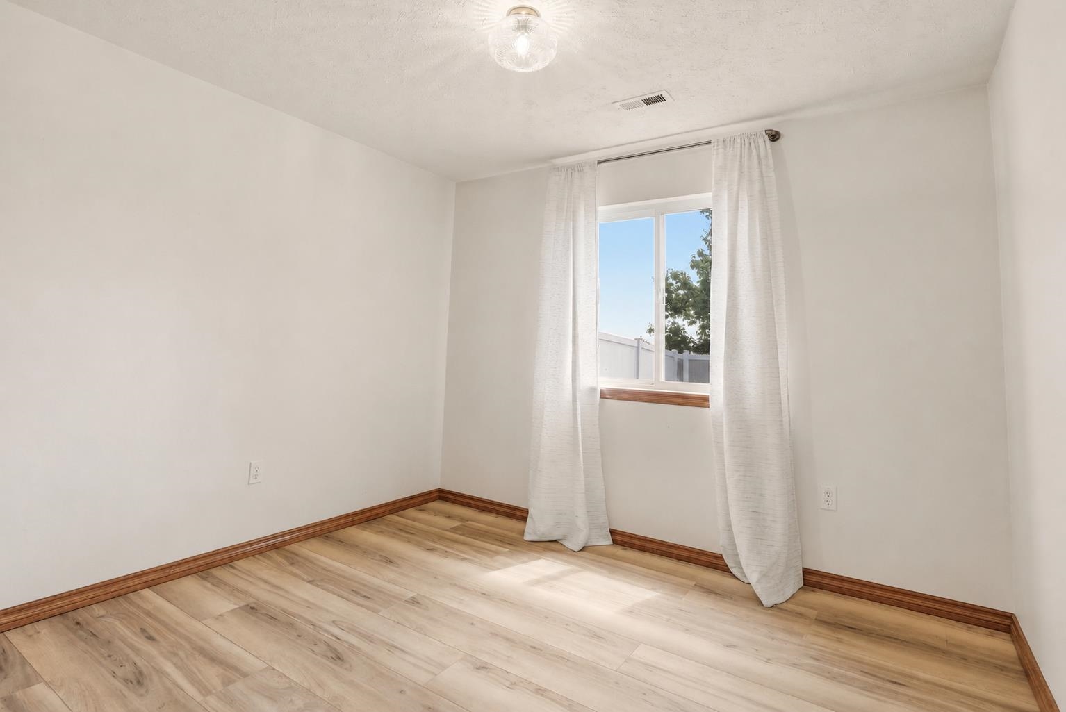 10119 W 11th Ct - Photo 17