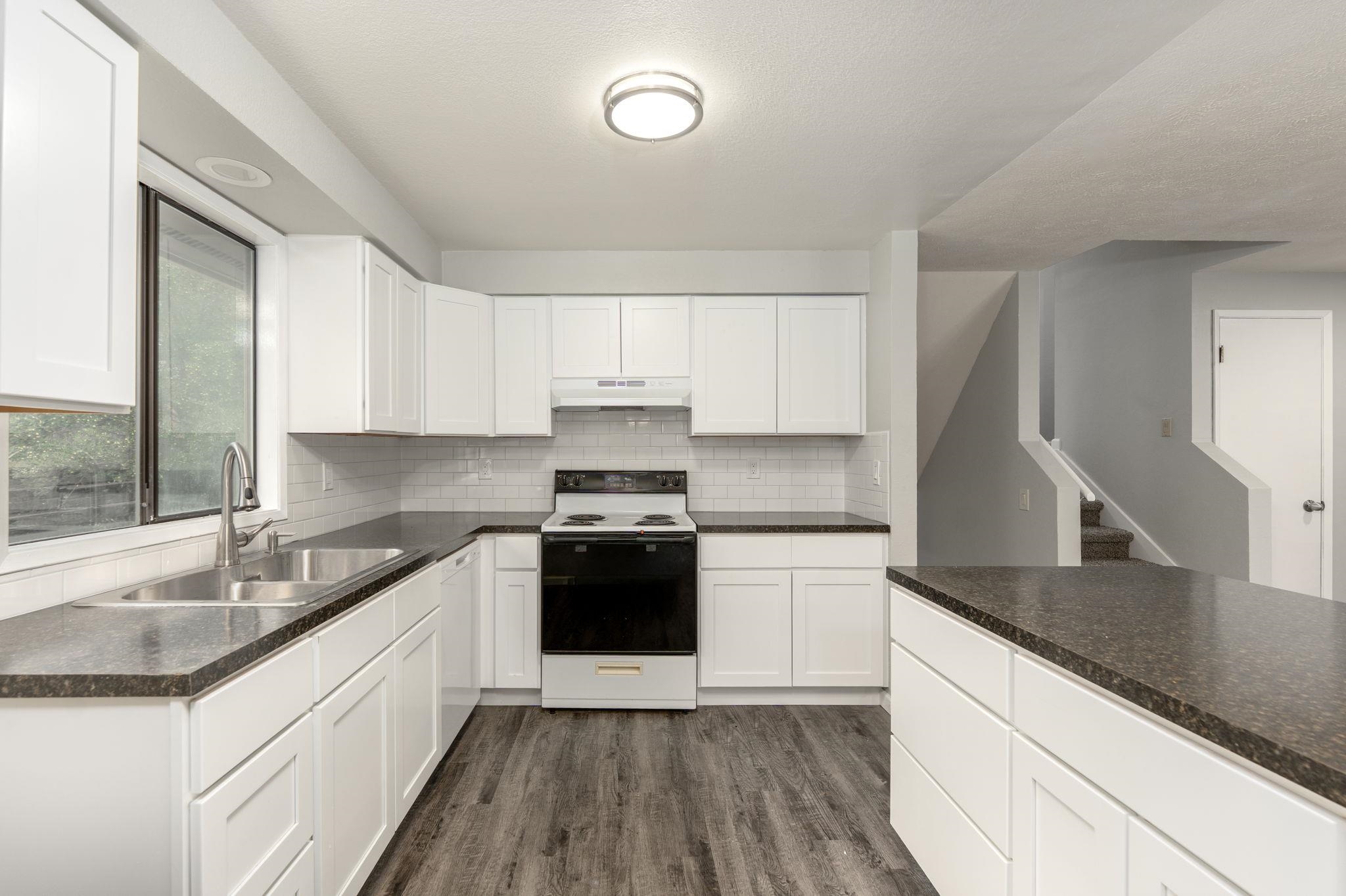 117 E Franklin Dr - Photo 9