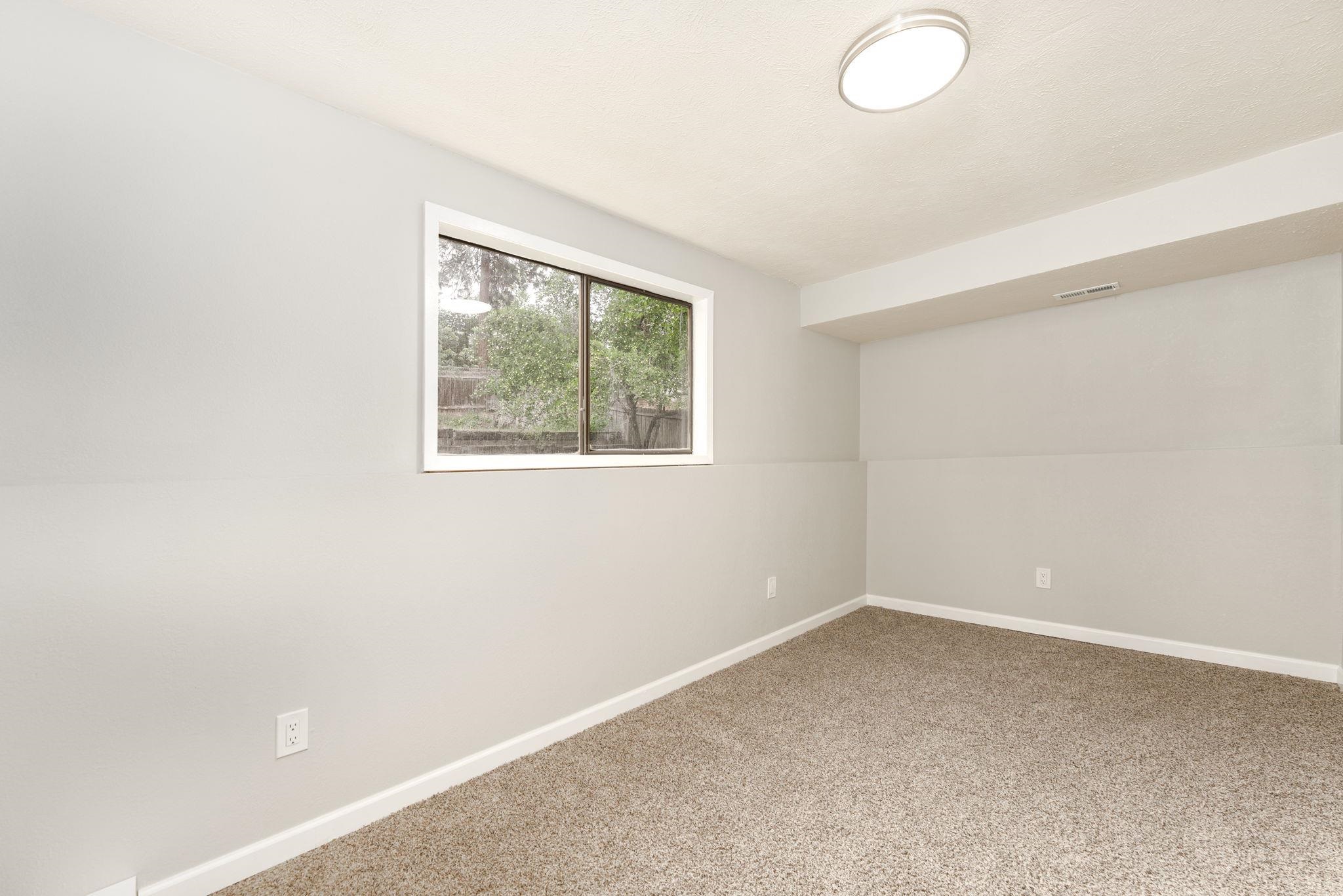 117 E Franklin Dr - Photo 13