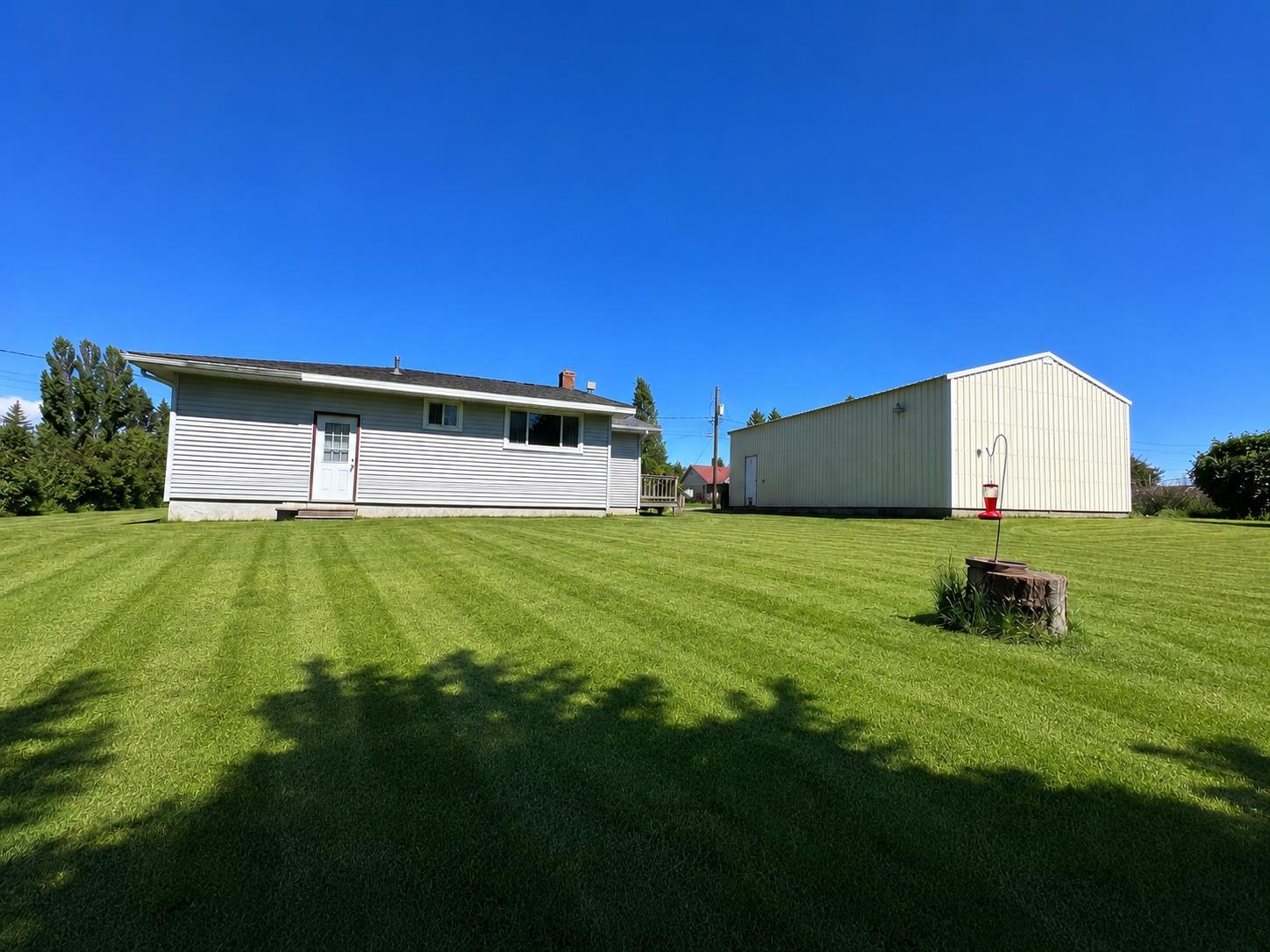 105 N JOHNSON Ave - Photo 4