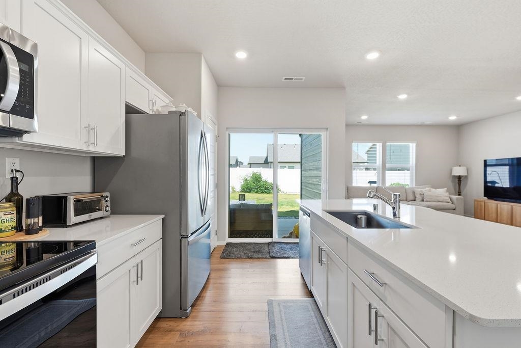 8418 W Red Ave - Photo 10