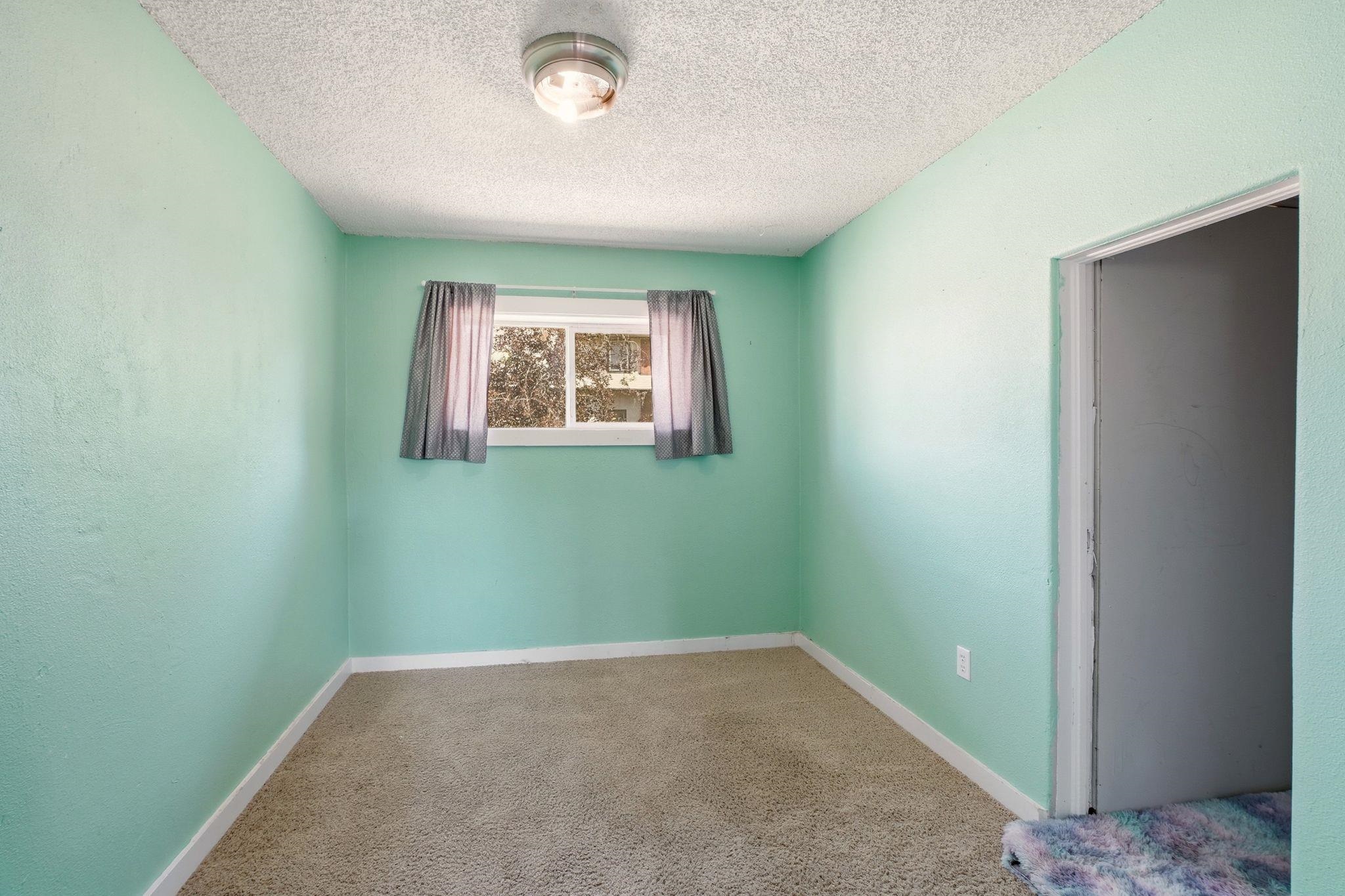 4013 N Whitehouse St - Photo 16