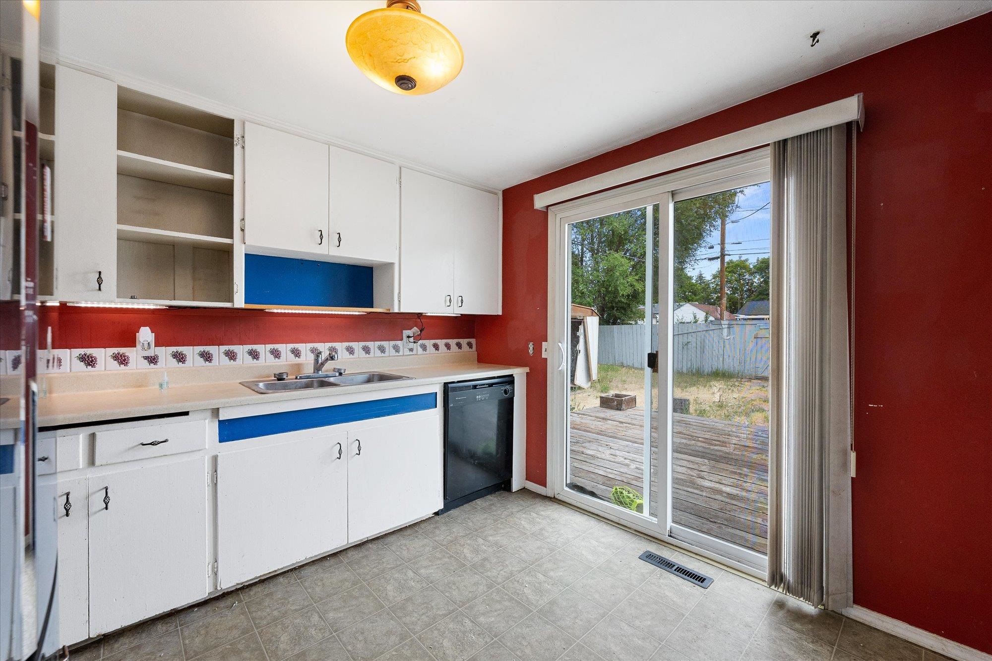 5522 N Cannon St - Photo 5