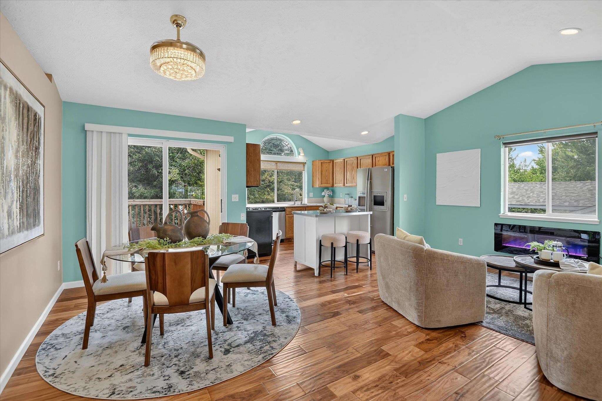 1021 N Drury Ct - Photo 9