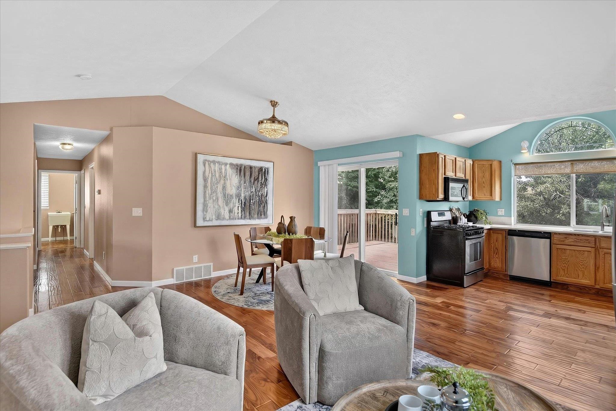 1021 N Drury Ct - Photo 17