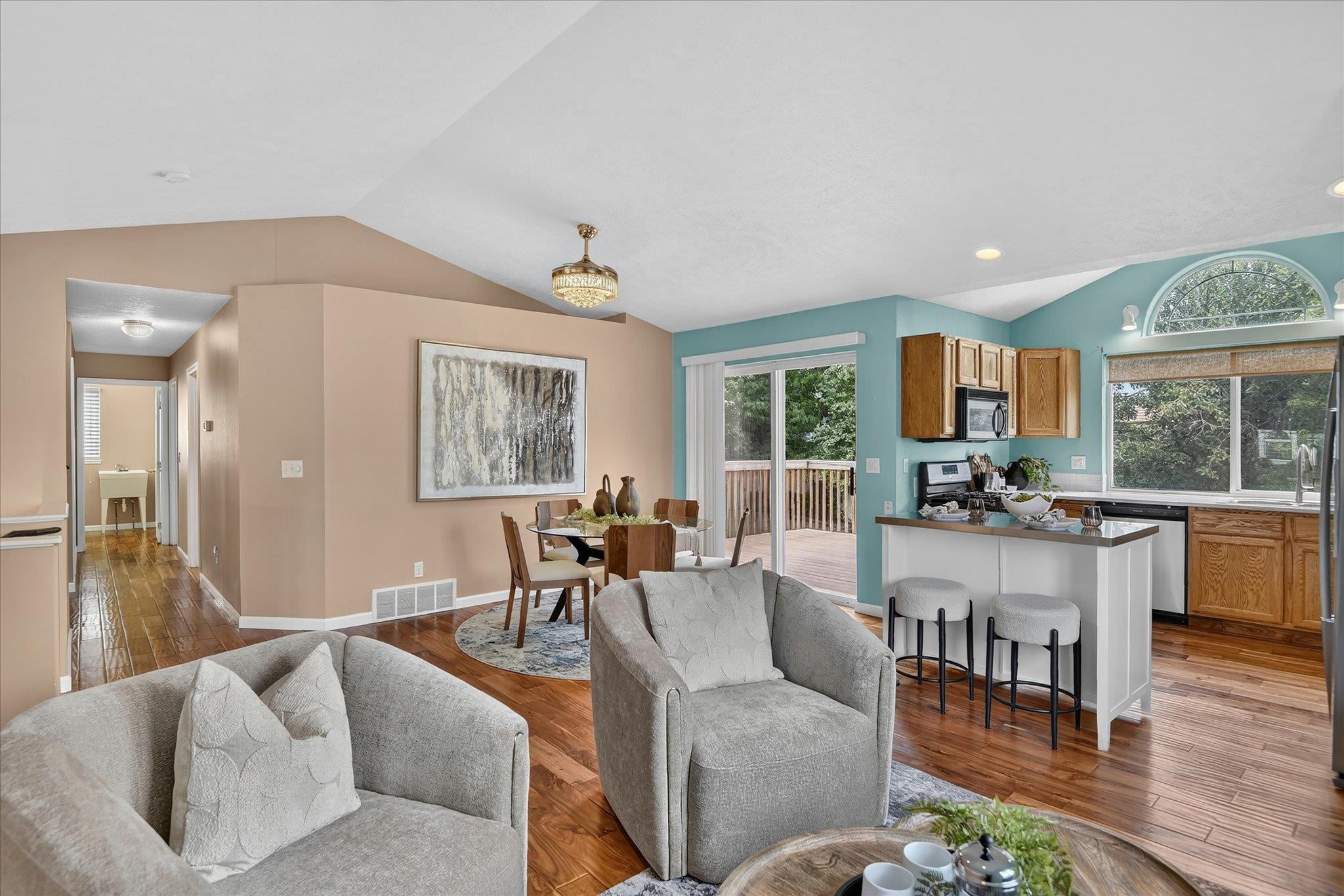 1021 N Drury Ct - Photo 18