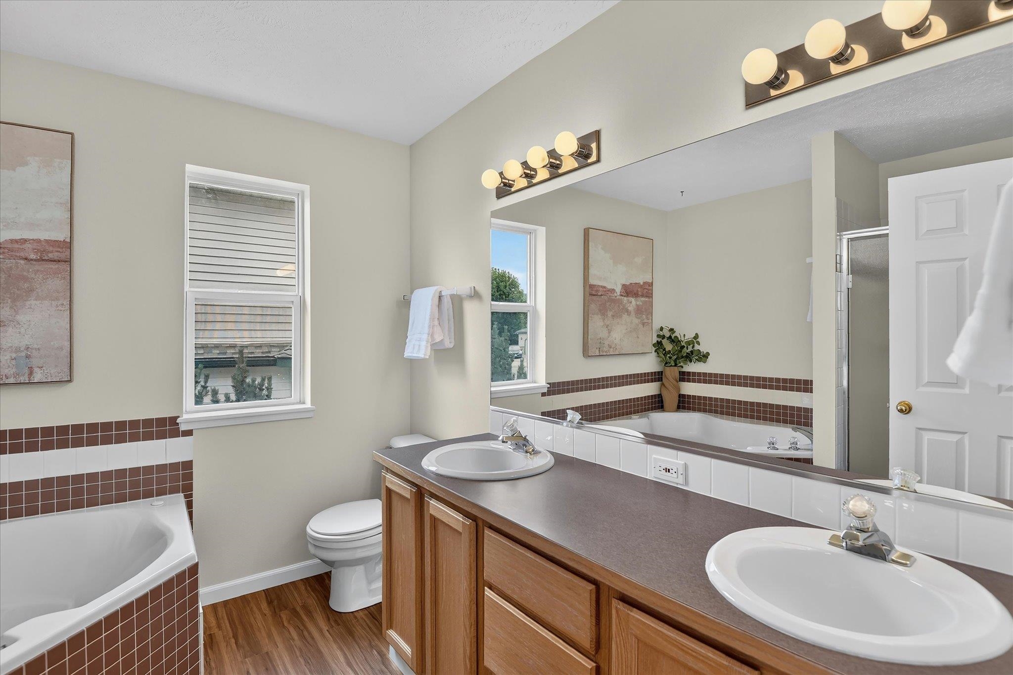 1021 N Drury Ct - Photo 21