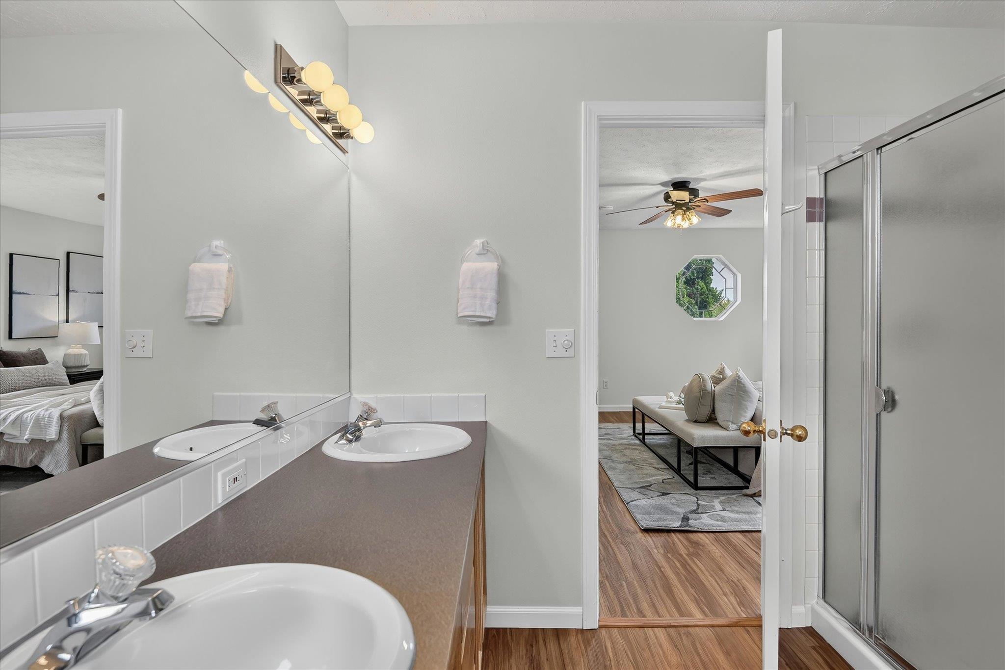1021 N Drury Ct - Photo 23