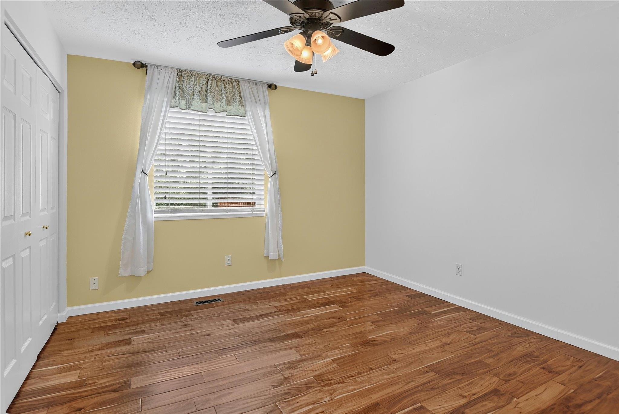 1021 N Drury Ct - Photo 26