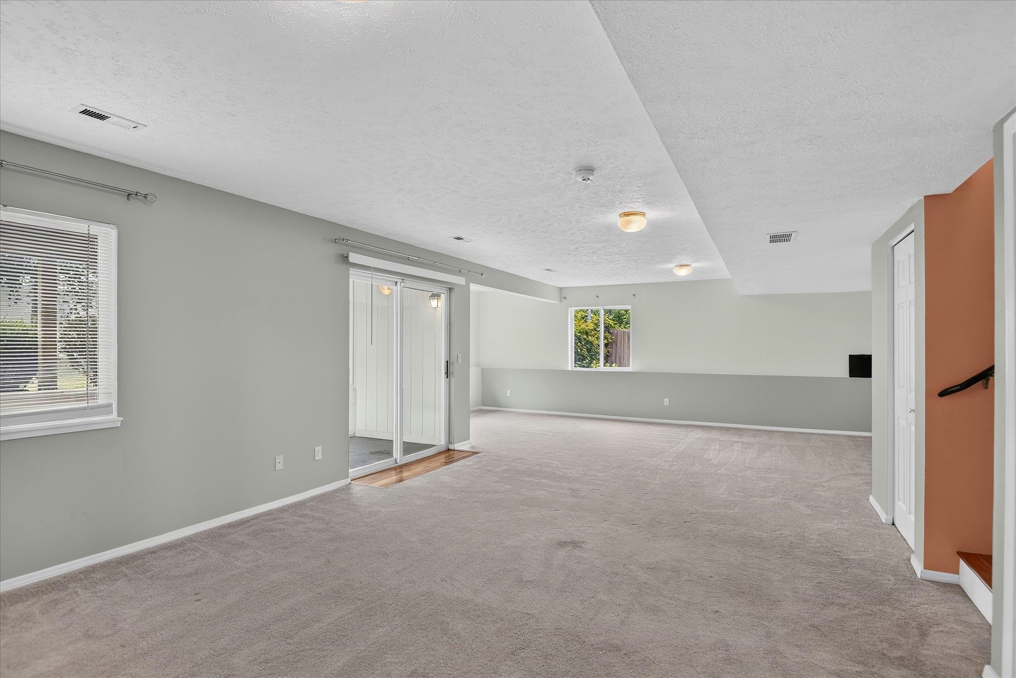 1021 N Drury Ct - Photo 34