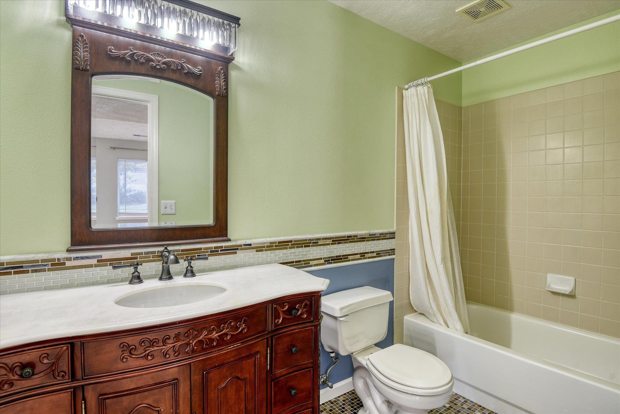 1021 N Drury Ct - Photo 38