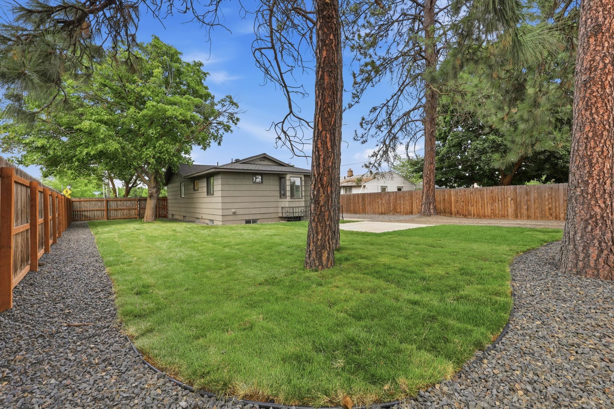 304 E Columbia Ave - Photo 34