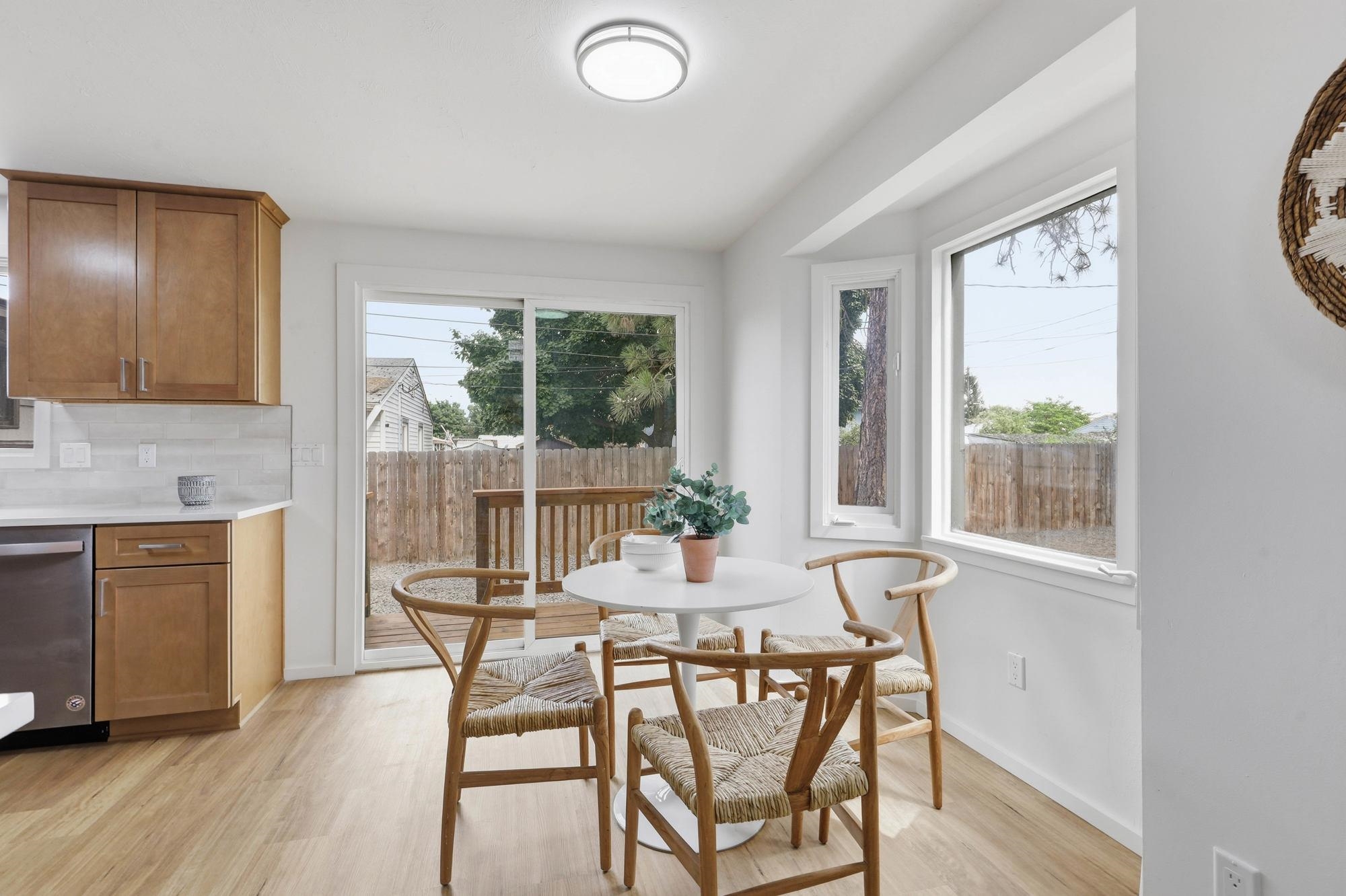 304 E Columbia Ave - Photo 12