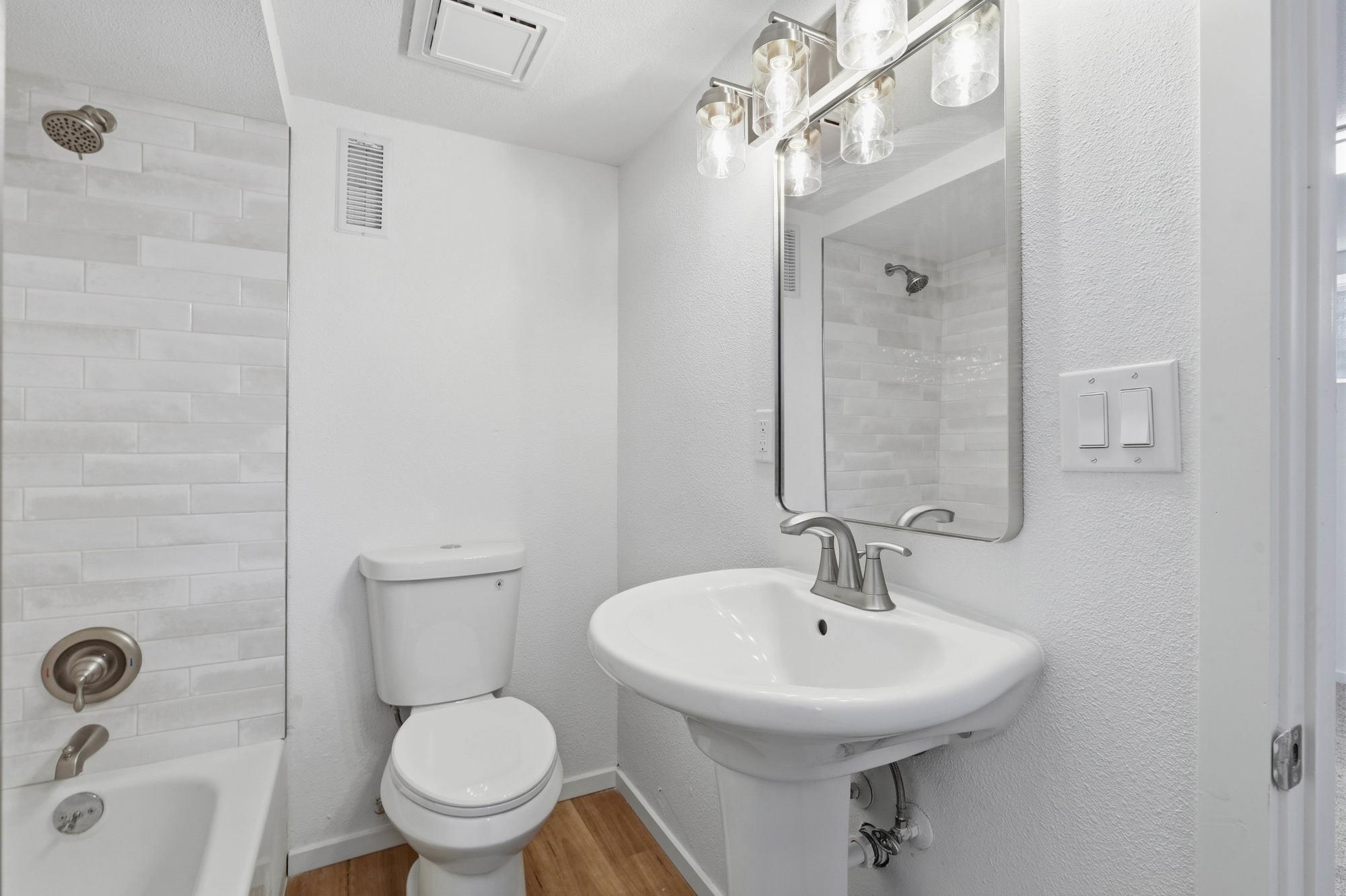 304 E Columbia Ave - Photo 23