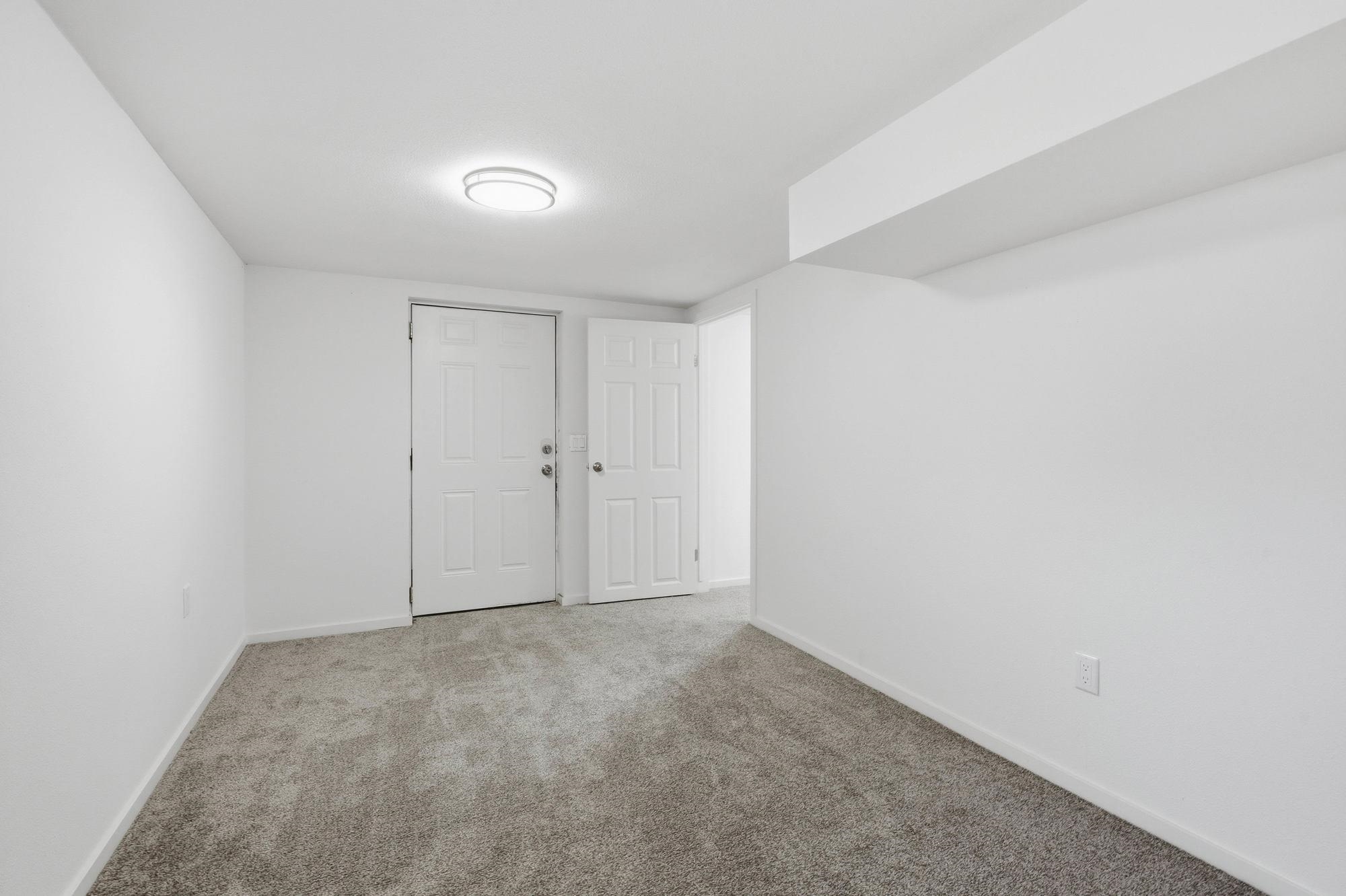 304 E Columbia Ave - Photo 28
