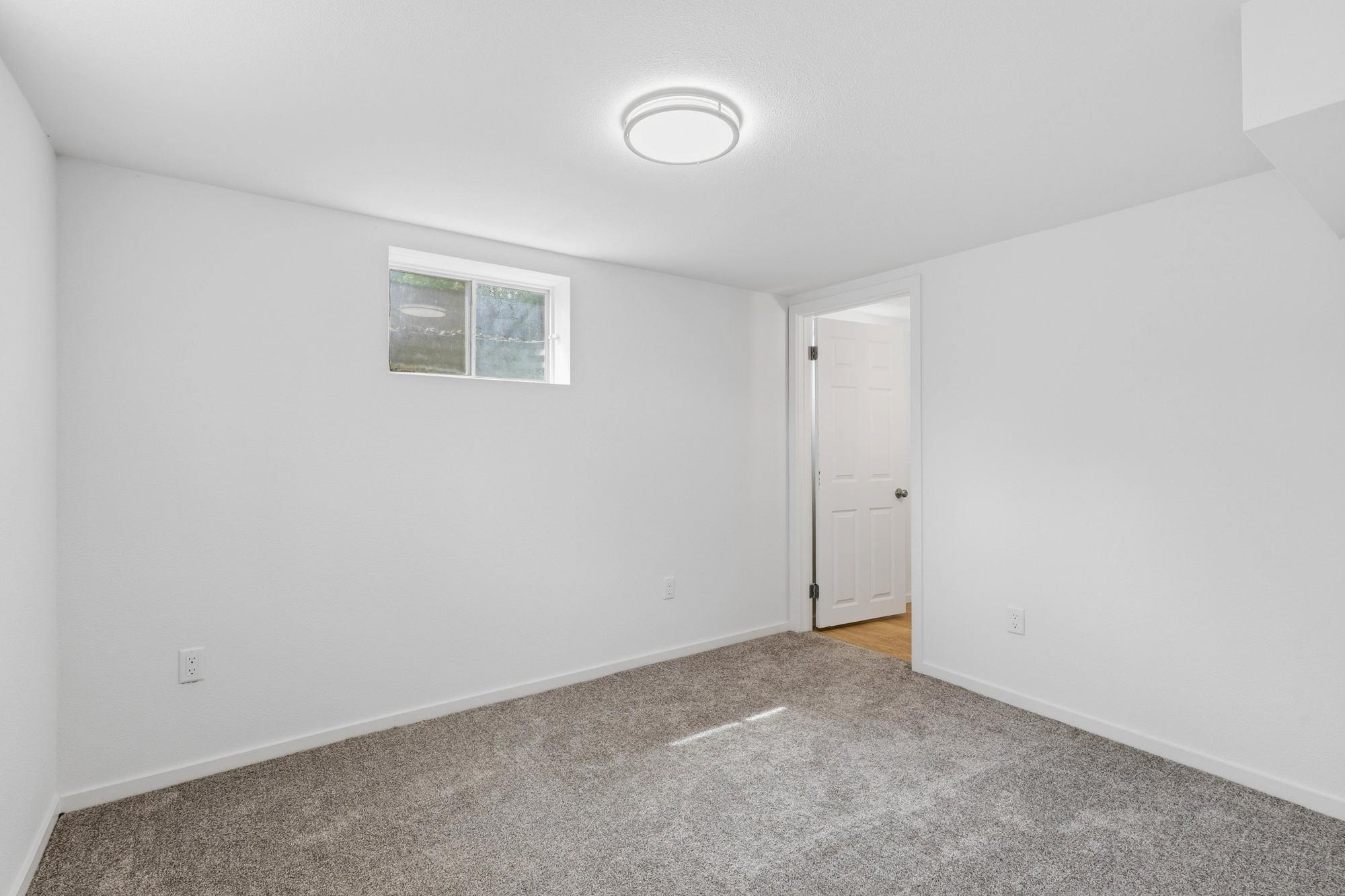 304 E Columbia Ave - Photo 29