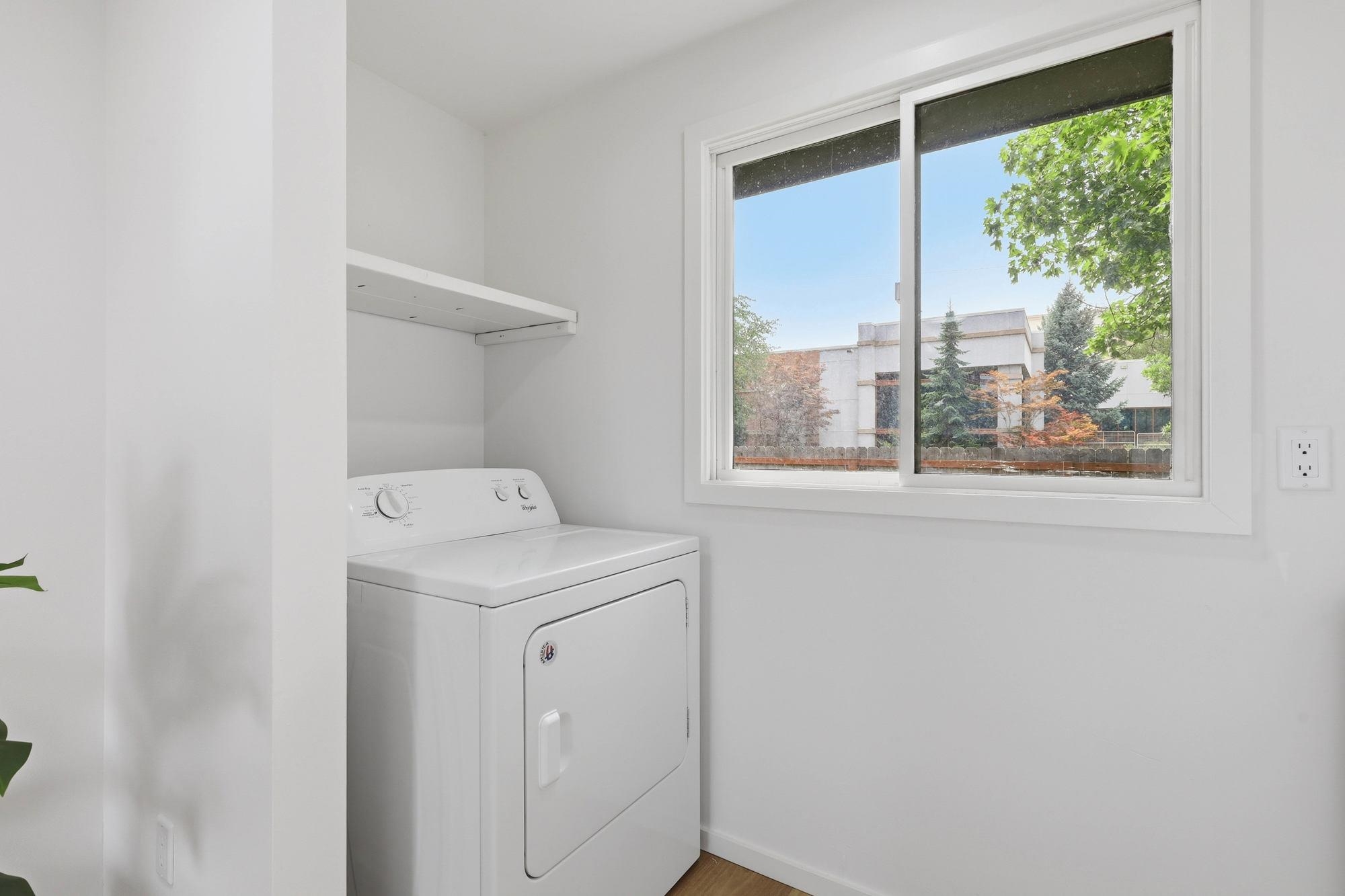 304 E Columbia Ave - Photo 30