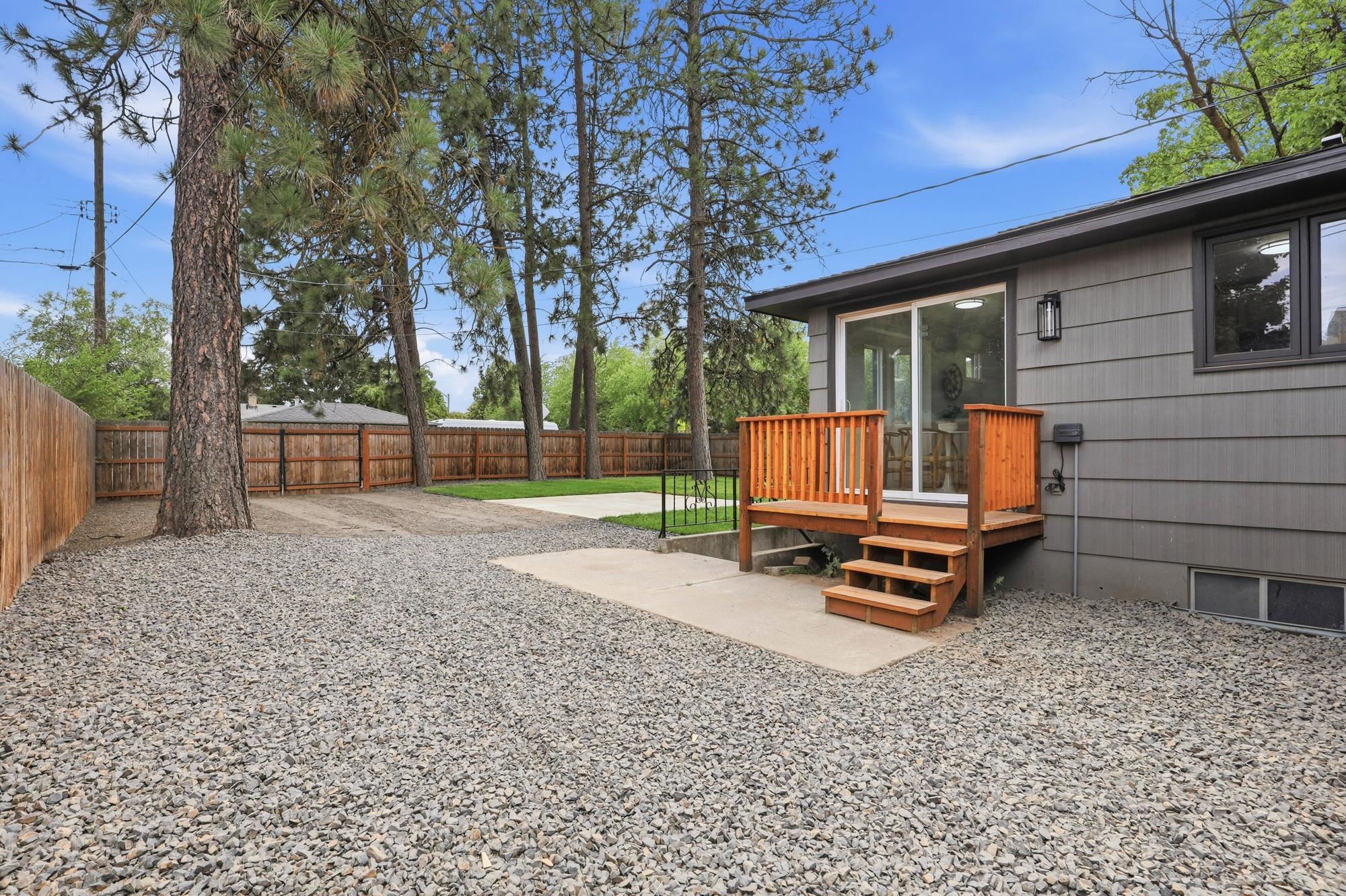 304 E Columbia Ave - Photo 33