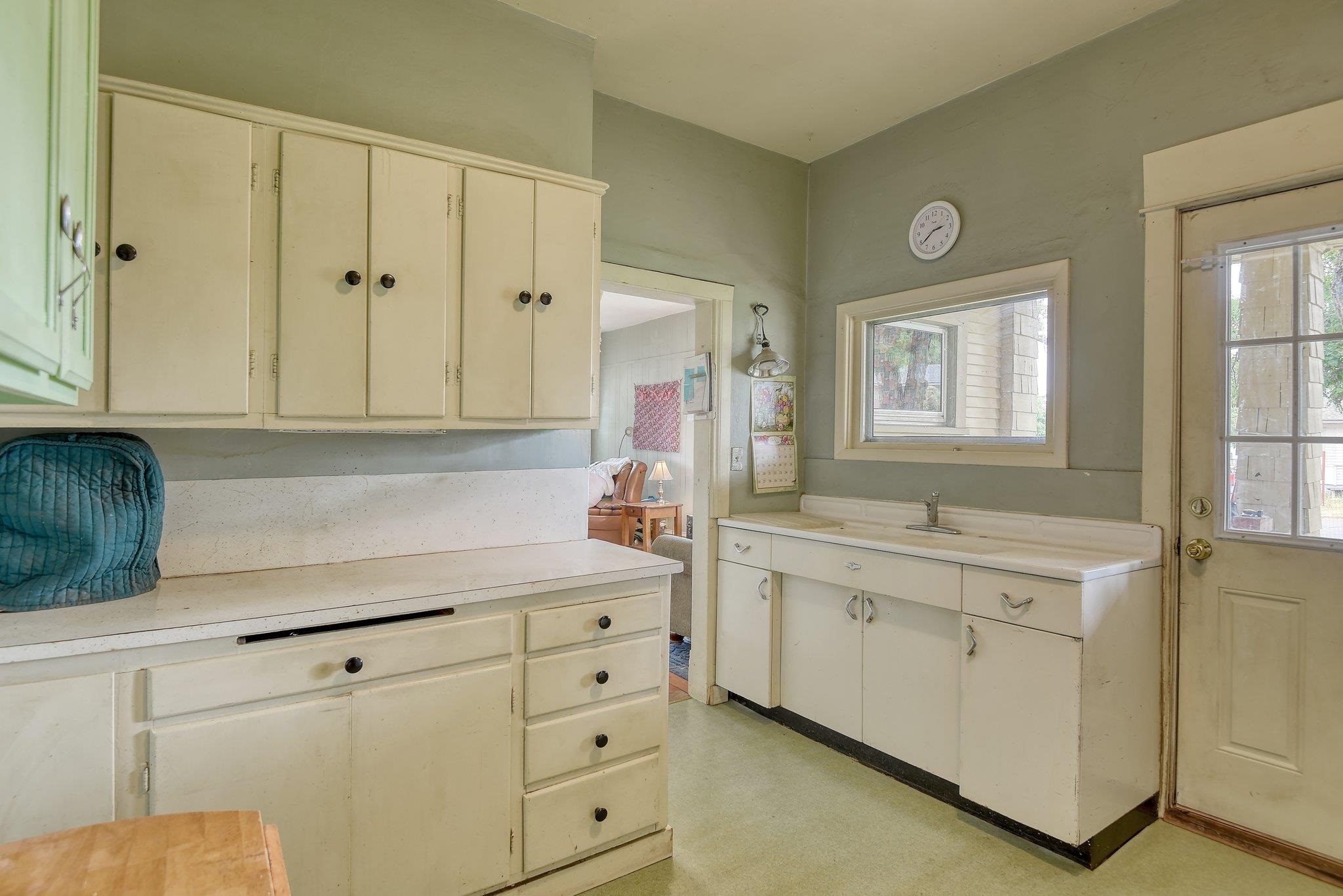 1008 2nd St - Photo 6