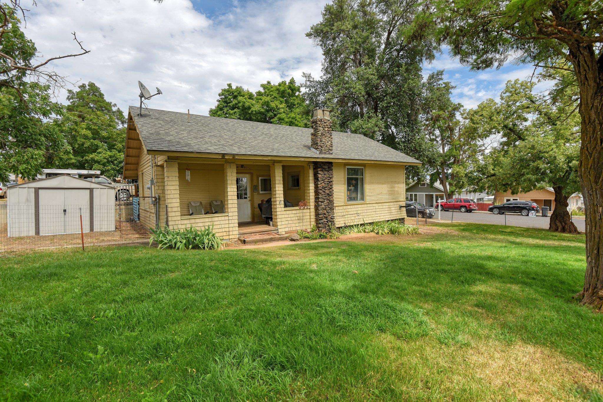 1008 2nd St - Photo 13