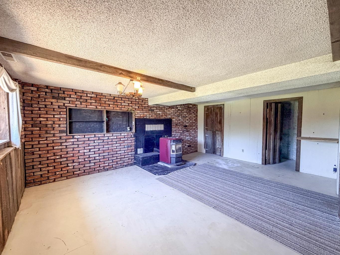 598 N 395 Hwy - Photo 25