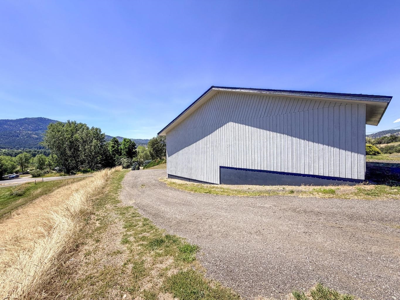 598 N 395 Hwy - Photo 41